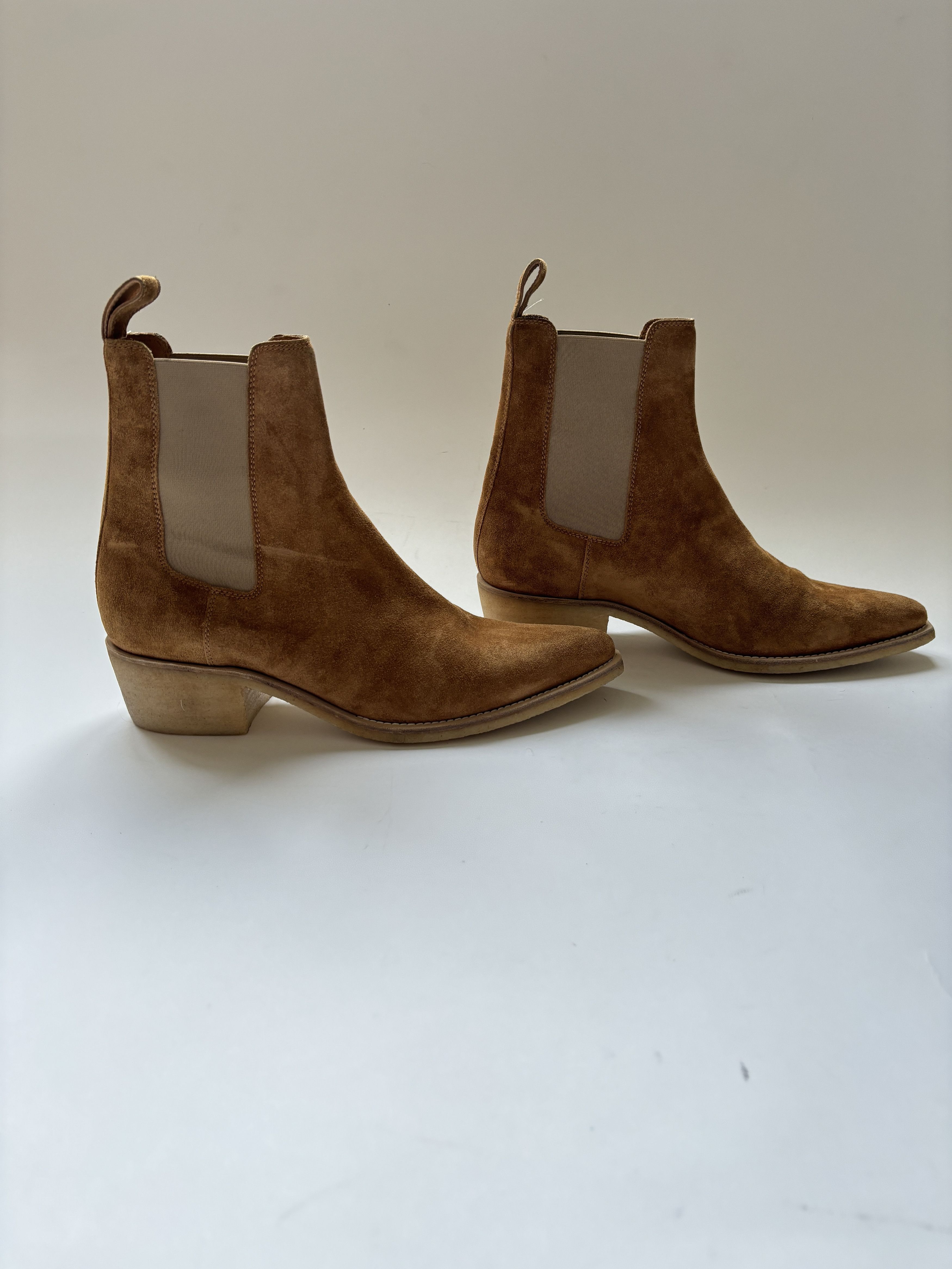 Amiri ⚡️QUICK SALE⚡️Amiri Tan Crepe Suede Pointed Chelsea Boots Size US 11 / EU 44 - 7 Thumbnail