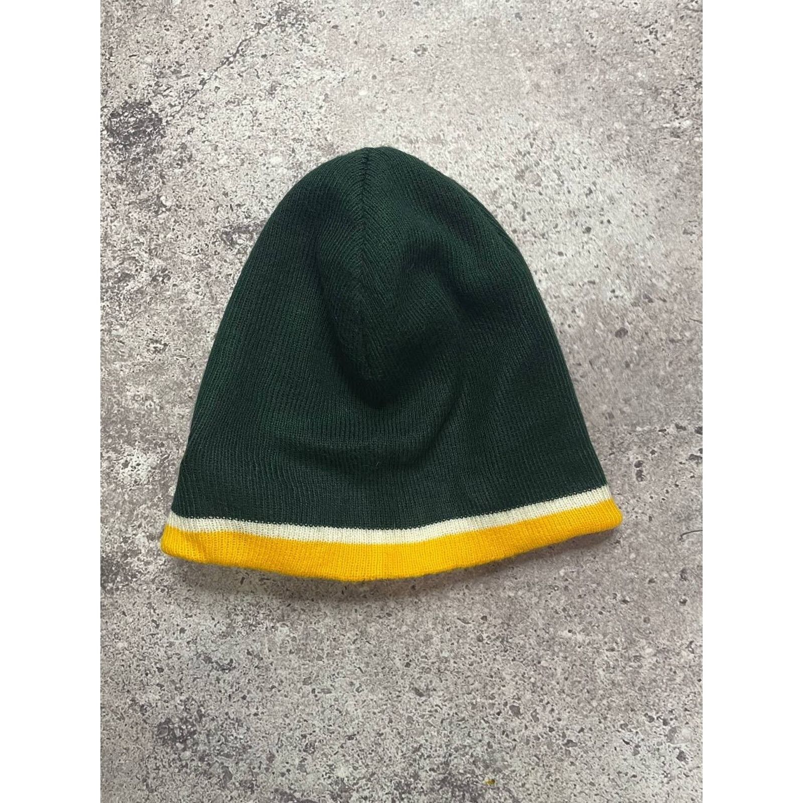 NFL × Vintage Vintage Green Bay Packers Green Yellow Knit Beanie Hat Size ONE SIZE - 4 Thumbnail