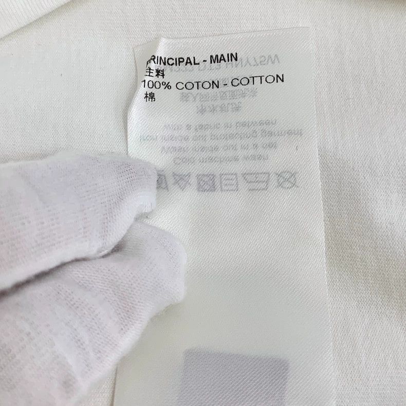 Louis Vuitton Louis Vuitton 22 white logo monogrammed embroidered cotton Size US XXL / EU 58 / 5 - 8 Thumbnail