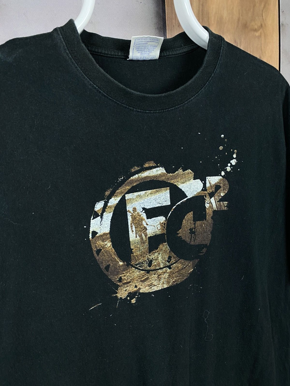 Vintage 🕹️Vintage 2000 T-Shirt Far Cry 2 Ubisoft Video Game EC2 Tee🕹️ Size US L / EU 52-54 / 3 - 2 Thumbnail