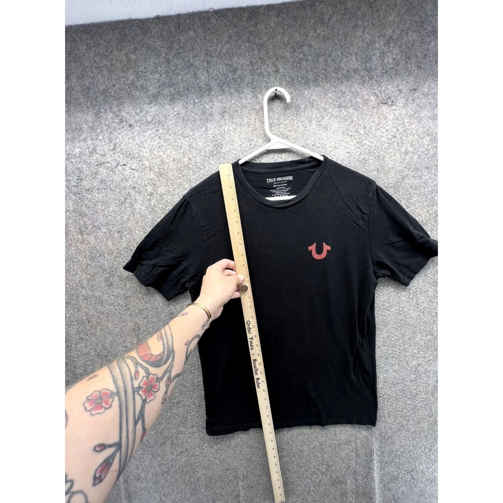 True Religion True Religion Shirt Mens Small Black Horseshoe Logo Crewneck Tee Tagless Casual Size US S / EU 44-46 / 1 - 2 Thumbnail