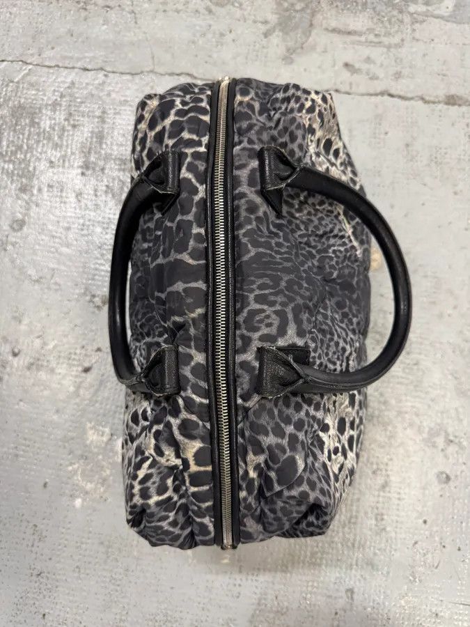 Yves Saint Laurent 2000s Yves Saint Laurent Easy Leopard Print Nylon Handle Bag Size ONE SIZE - 5 Thumbnail