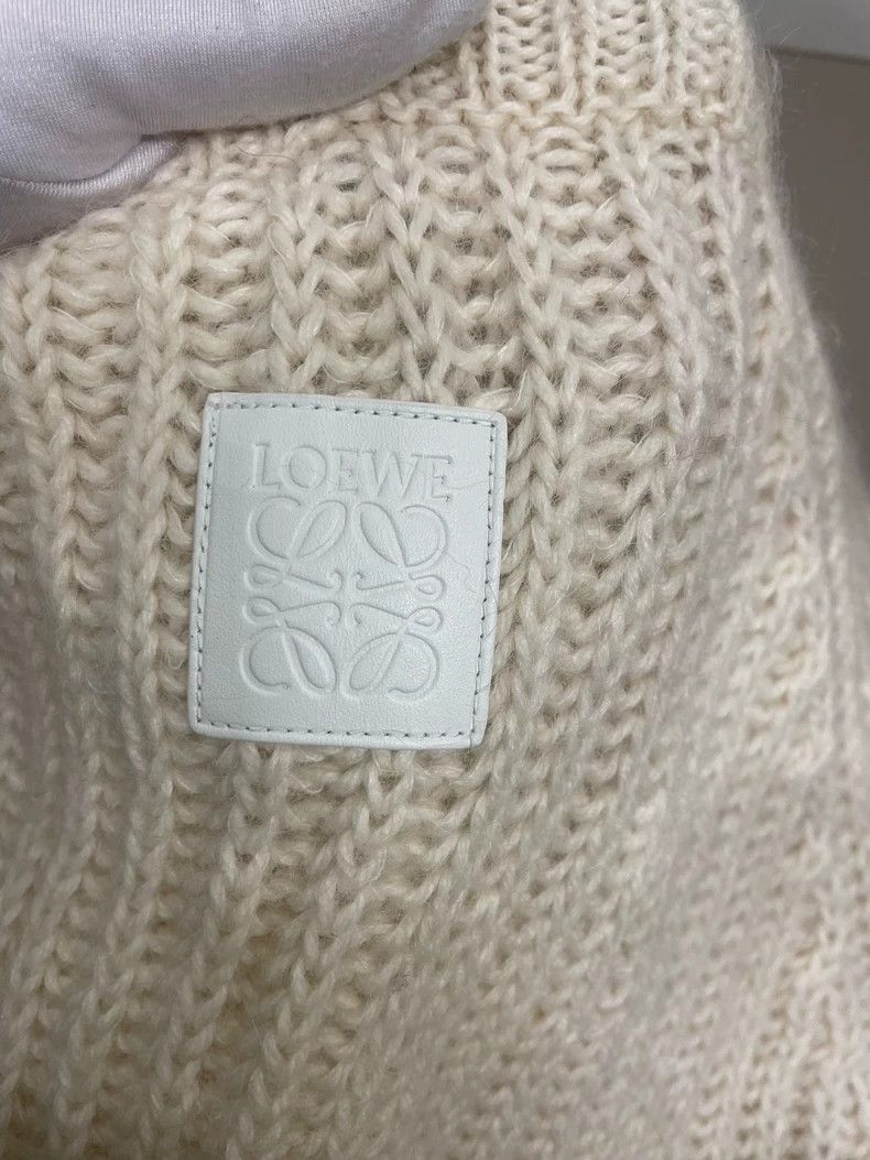 Loewe LOEWE Beige alpaca V-neck sweater dress XS Size XS / US 0-2 / IT 36-38 - 4 Thumbnail