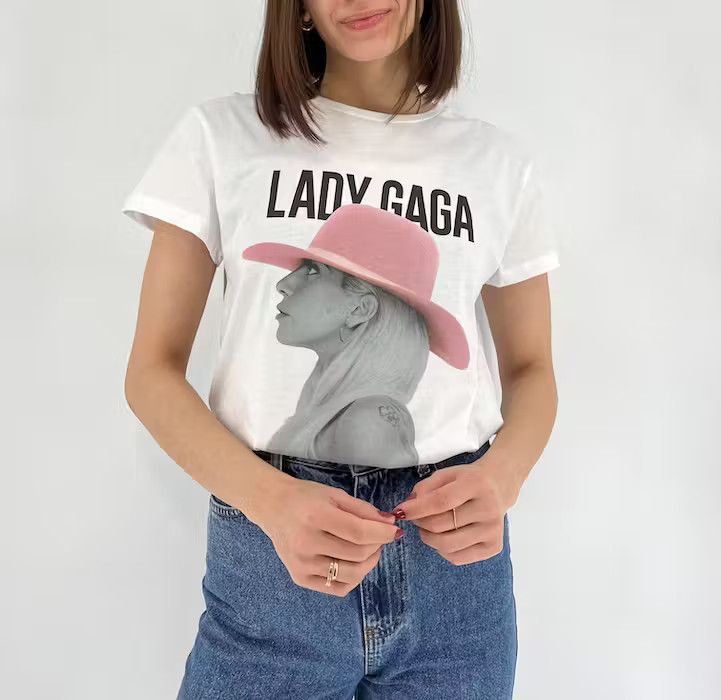 Band Tees Vintage Y2K Lady Gaga T-Shirt Size S / US 4 / IT 40 - 1 Thumbnail