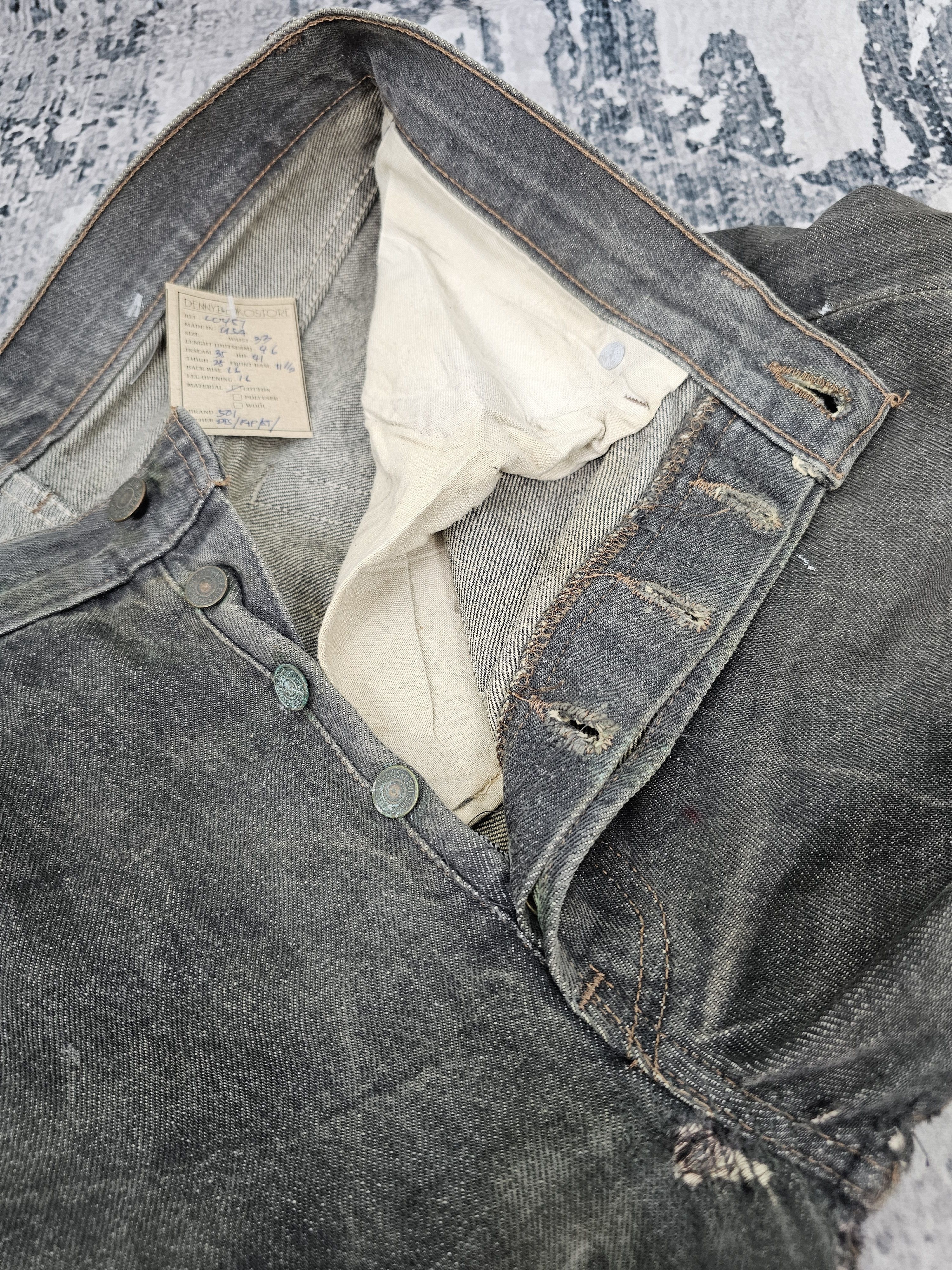 Levi's Vintage LEVIS 501 Ripped Paint Splash Black Jeans L0451 Size US 33 - 12 Thumbnail