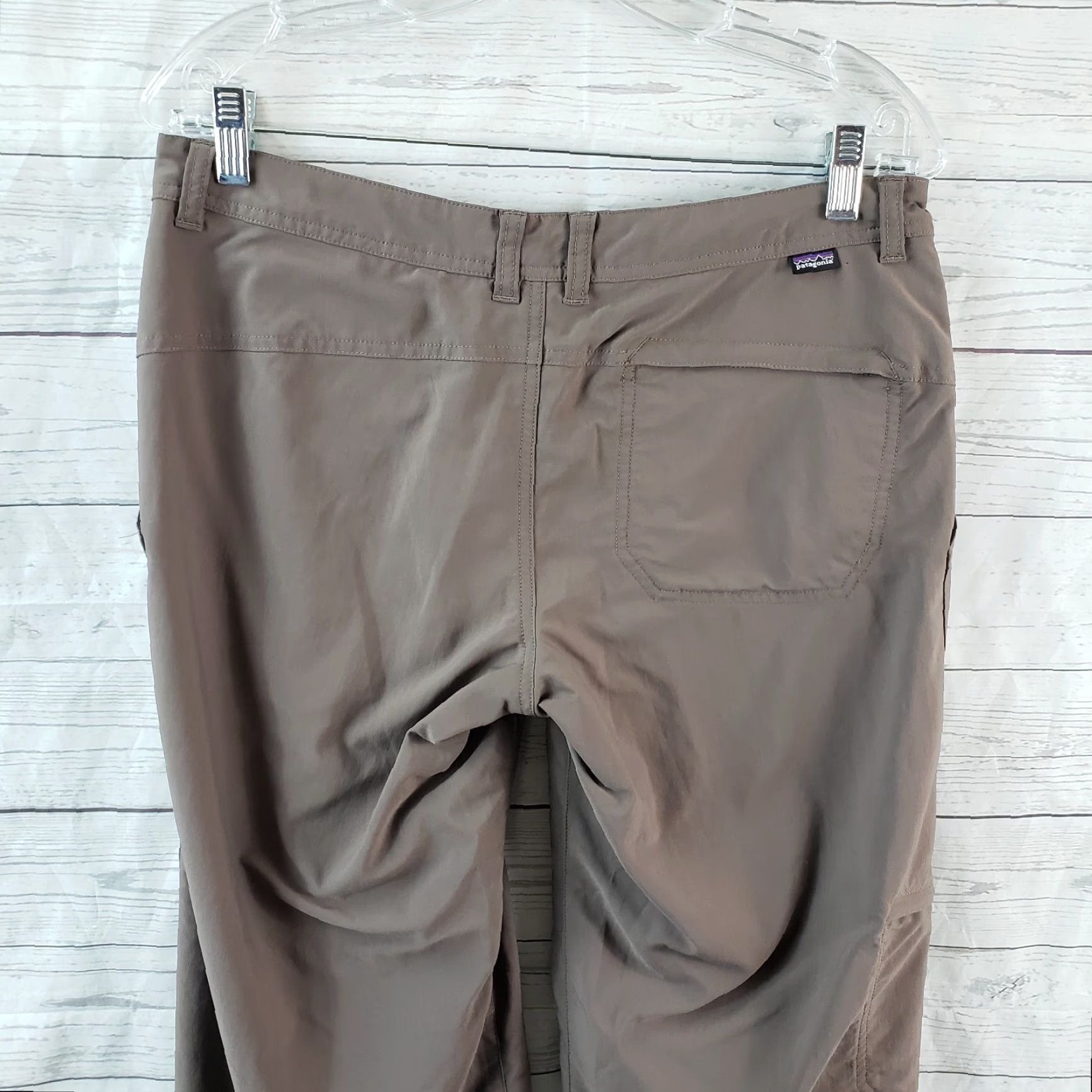 Patagonia Patagonia Womens Cropped Pants Sz 8 Taupe Mid Rise Cargo Pocket Pants Women's 8 Brown Cropped Pockets Patagonia Size 30" / US 8 / IT 44 - 4 Thumbnail