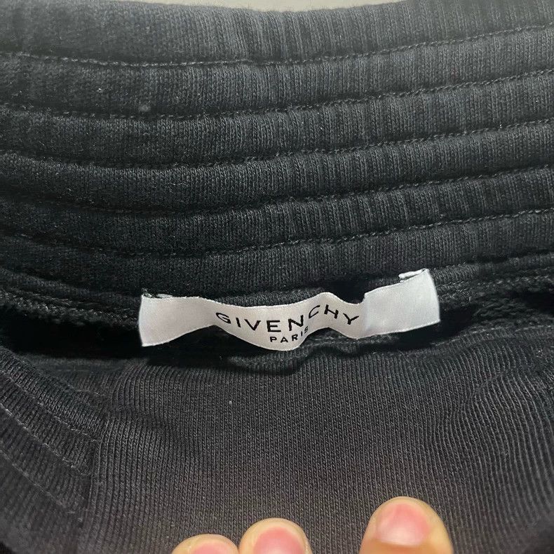 Givenchy Givenchy SizeXL Black Striped Embroidered Logo Casual Short Size US 30 / EU 46 - 6 Thumbnail