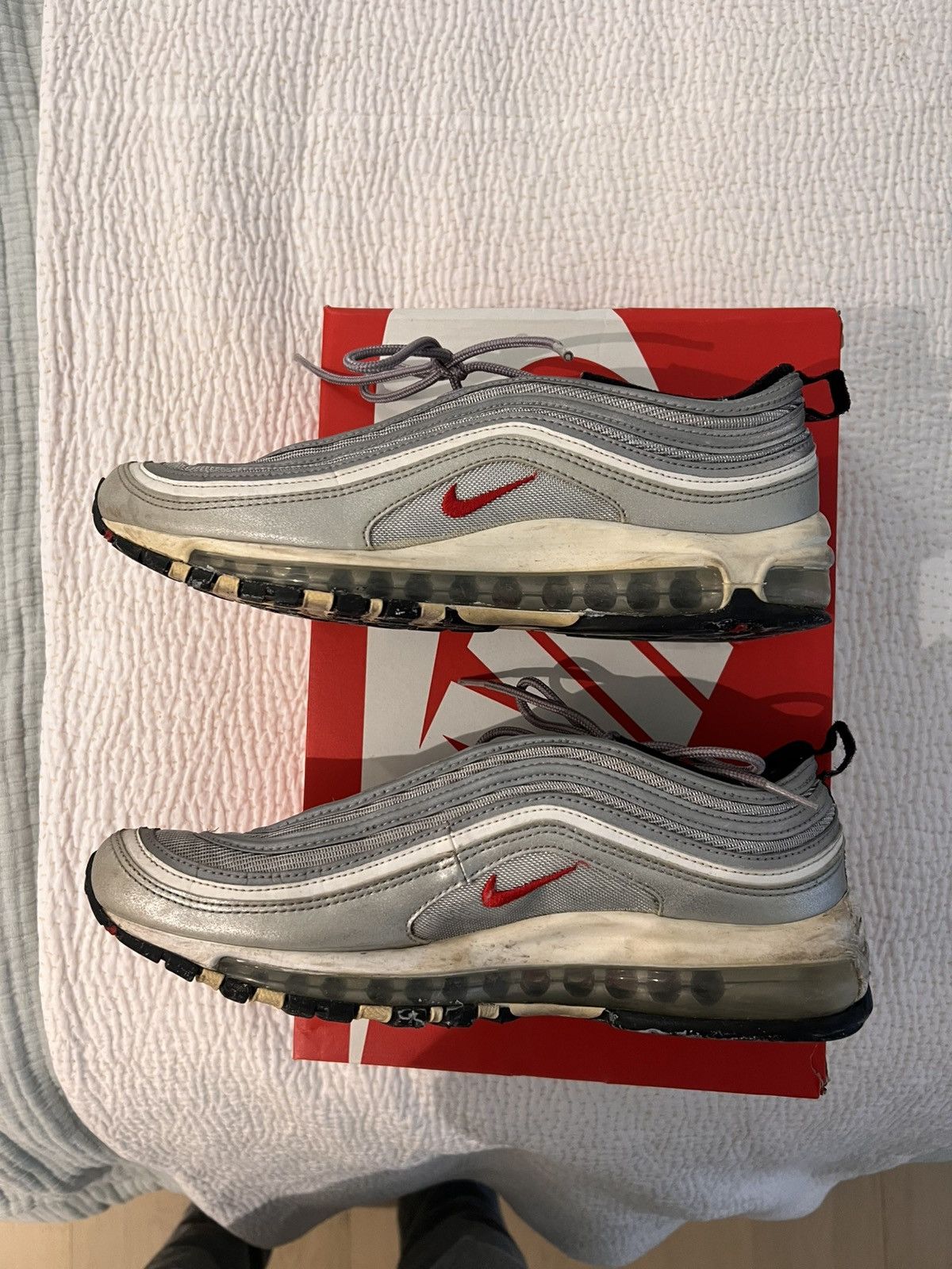 Nike NIKE AIR MAX 97 OG - SILVER BULLET Size US 10 / EU 43 - 4 Thumbnail
