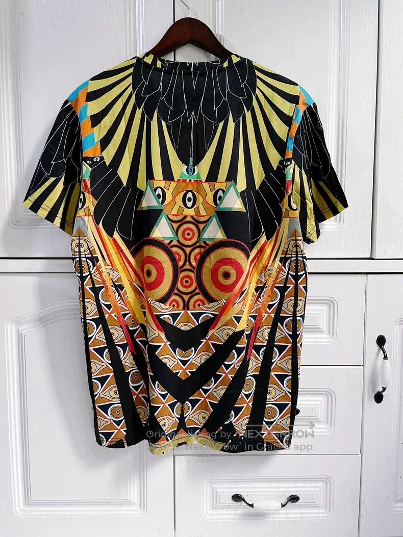 Givenchy Givenchy Classic Egyptian pattern short-sleeve T-shirt Size US XL / EU 56 / 4 - 2 Thumbnail