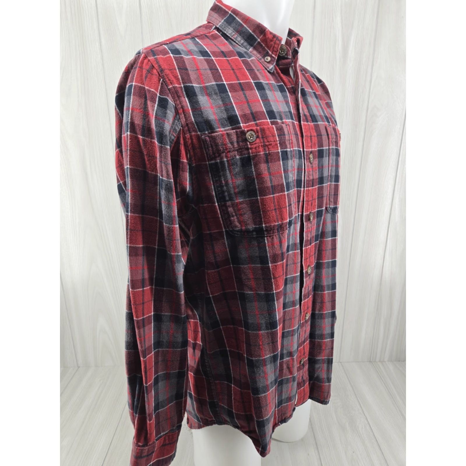CO Duluth Trading Co Heavy Flannel Shirt Mens Large Red Black Plaid Shirt Size US L / EU 52-54 / 3 - 6 Thumbnail