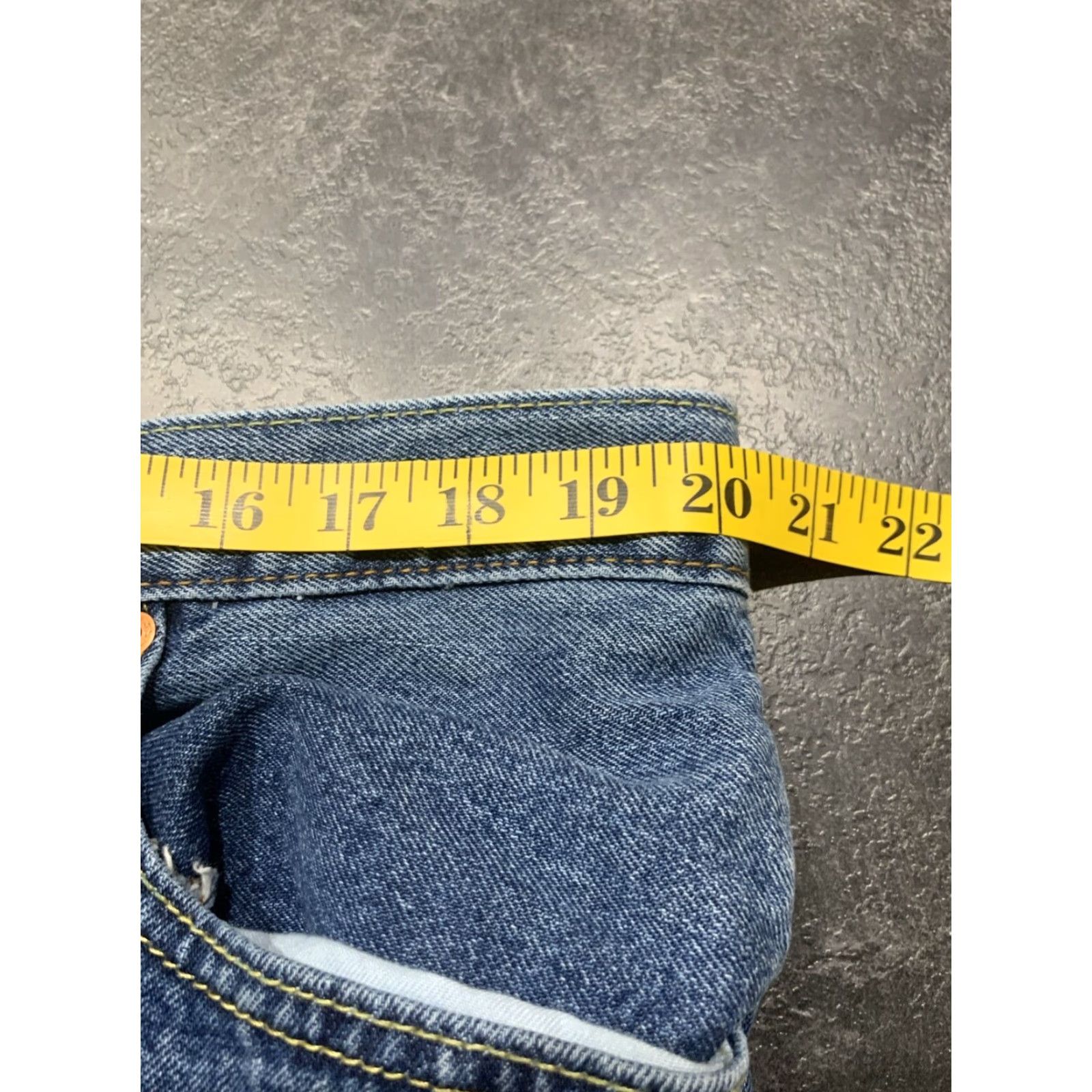 Levi's Levi's 550 Jeans Men's Relaxed Fit Size 40x30 Blue Medium Wash Denim - 5-Pocket Design, High Rise, Classic American Size US 42 / EU 58 - 8 Thumbnail