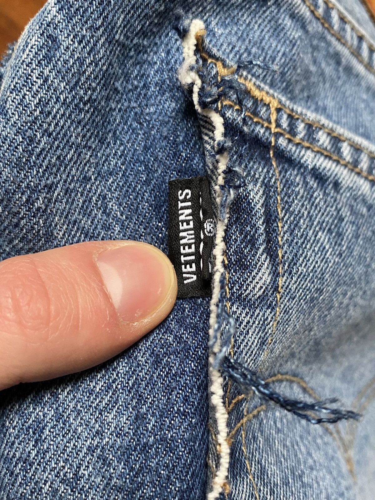 Vetements VETEMENTS X LEVI’S SS19 Size US 31 - 12 Thumbnail