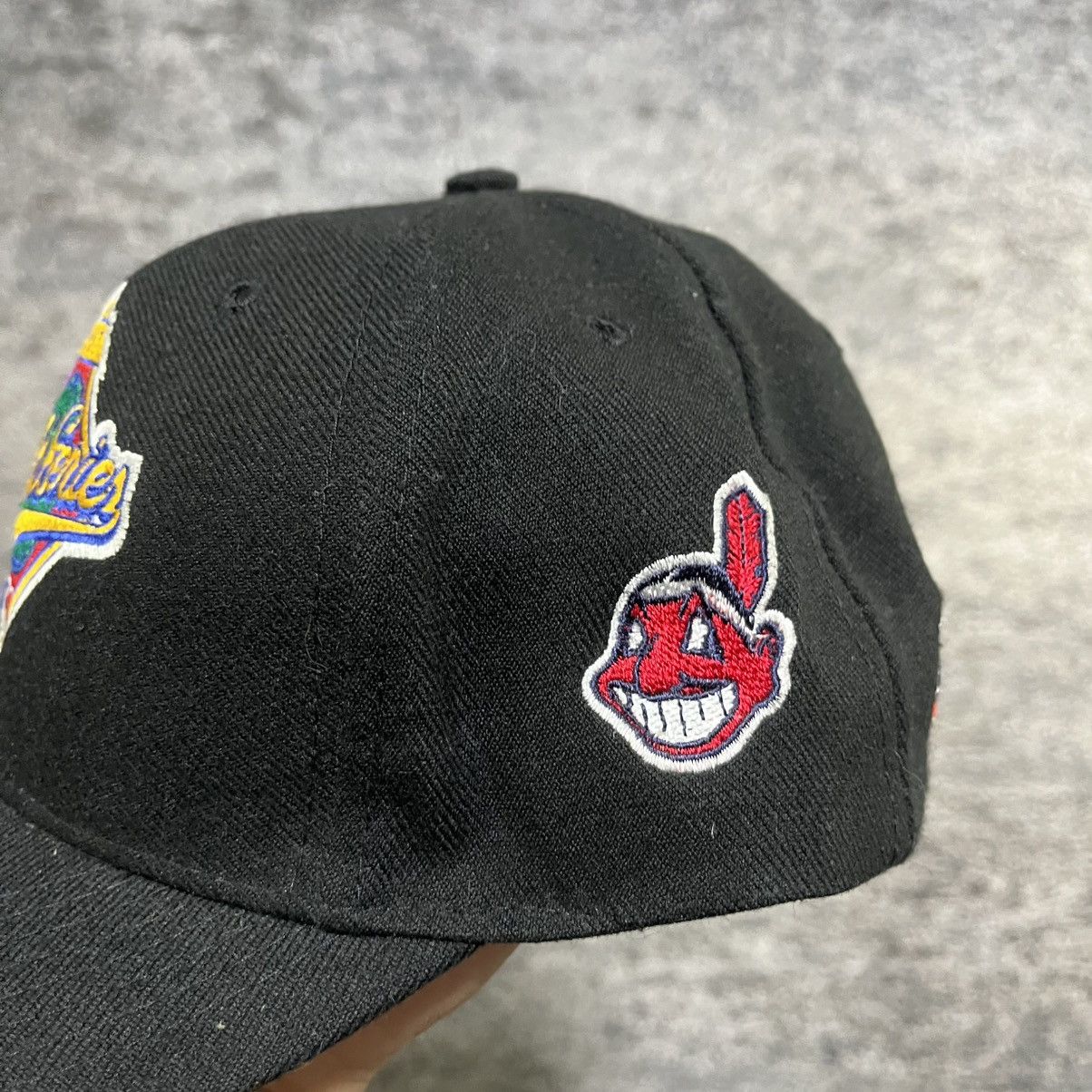 Vintage Vintage 1997 World Series MLB Indians Marlins Snapback Hat Size ONE SIZE - 4 Thumbnail
