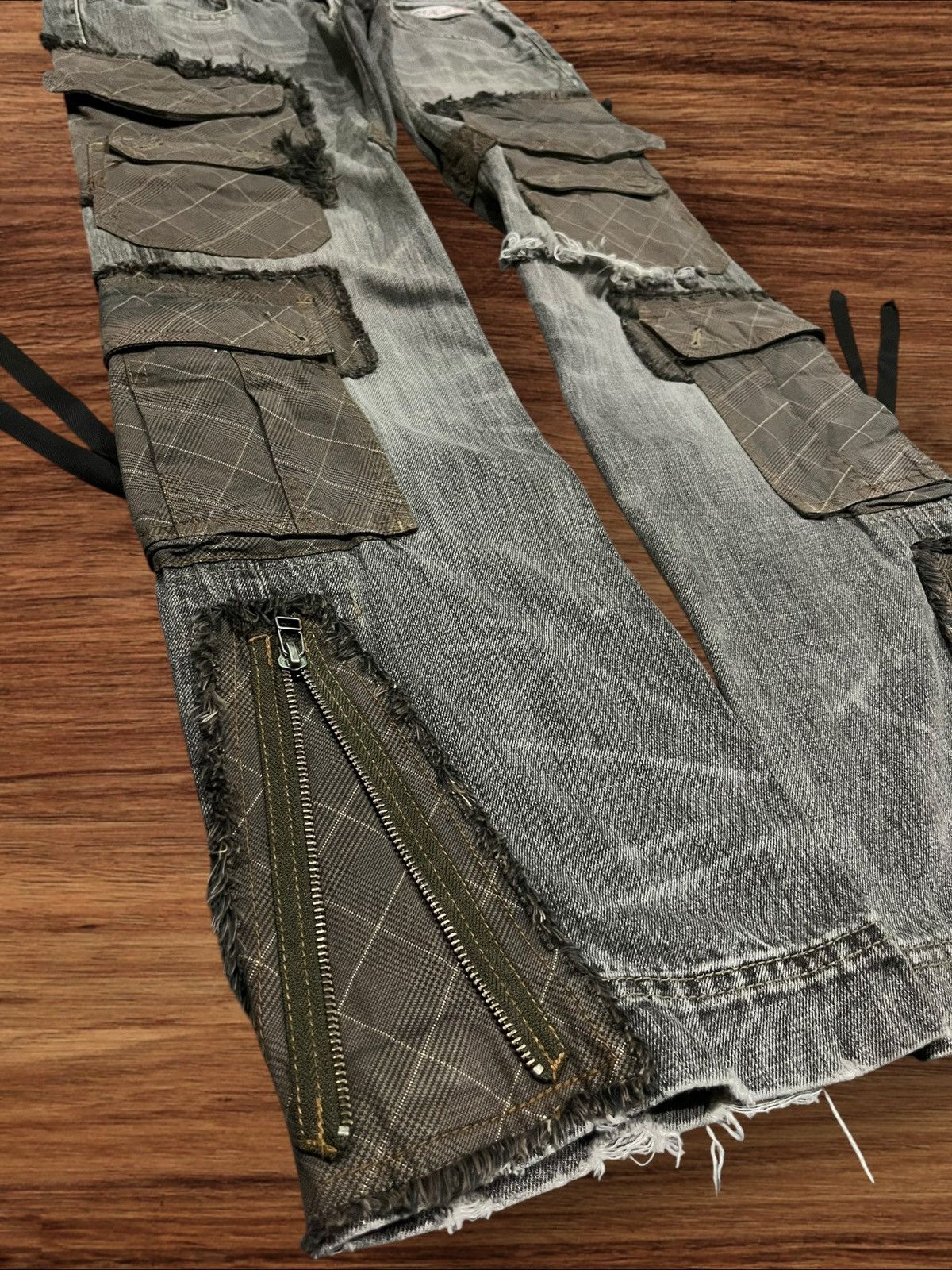If Six Was Nine Nicole Club For Men Hyper Full Metal Punk Ripped Cargo Jeans Size US 30 / EU 46 - 13 Thumbnail