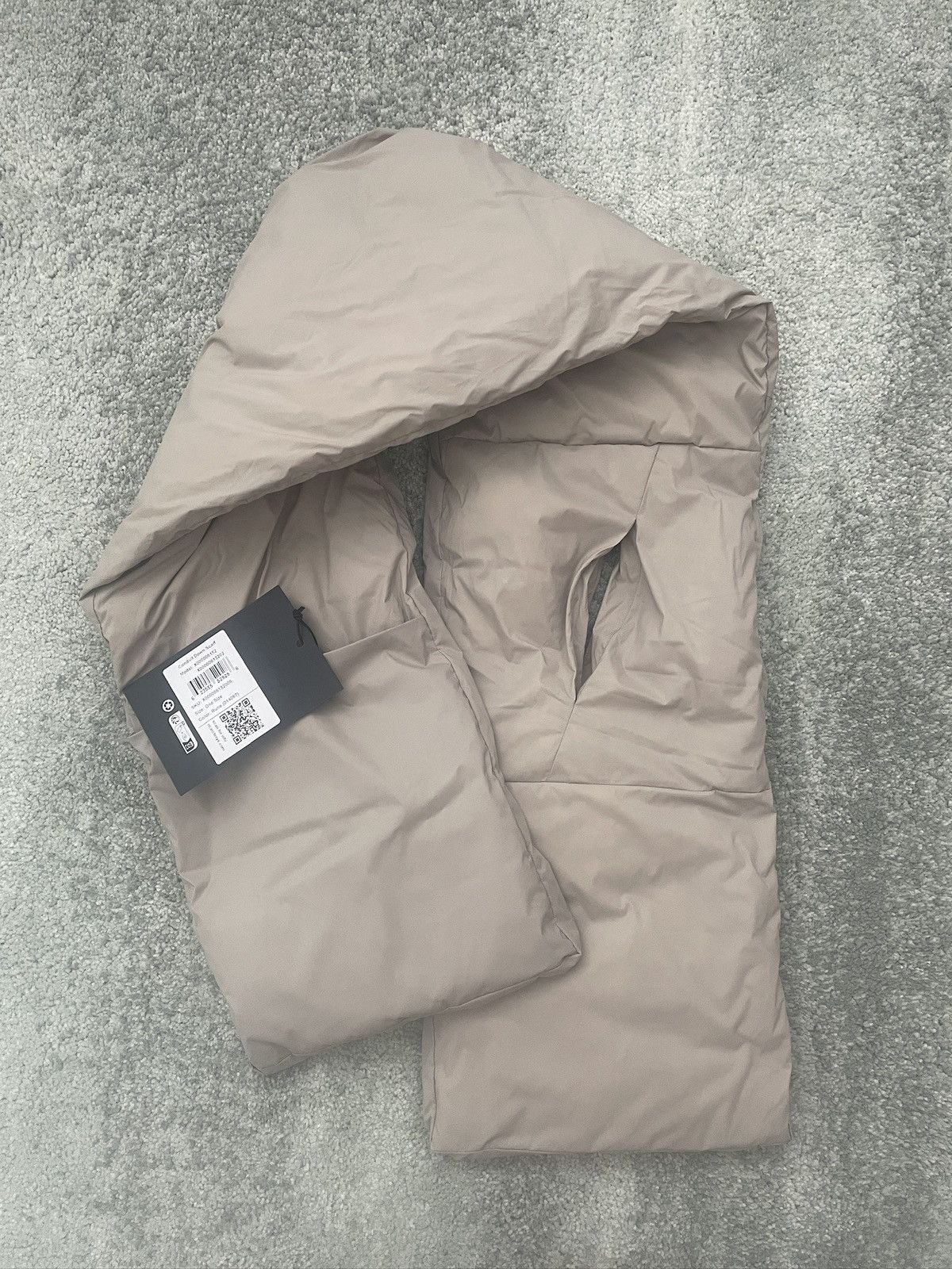 Veilance Arc'teryx Veilance Conduit Down Scarf | Grailed