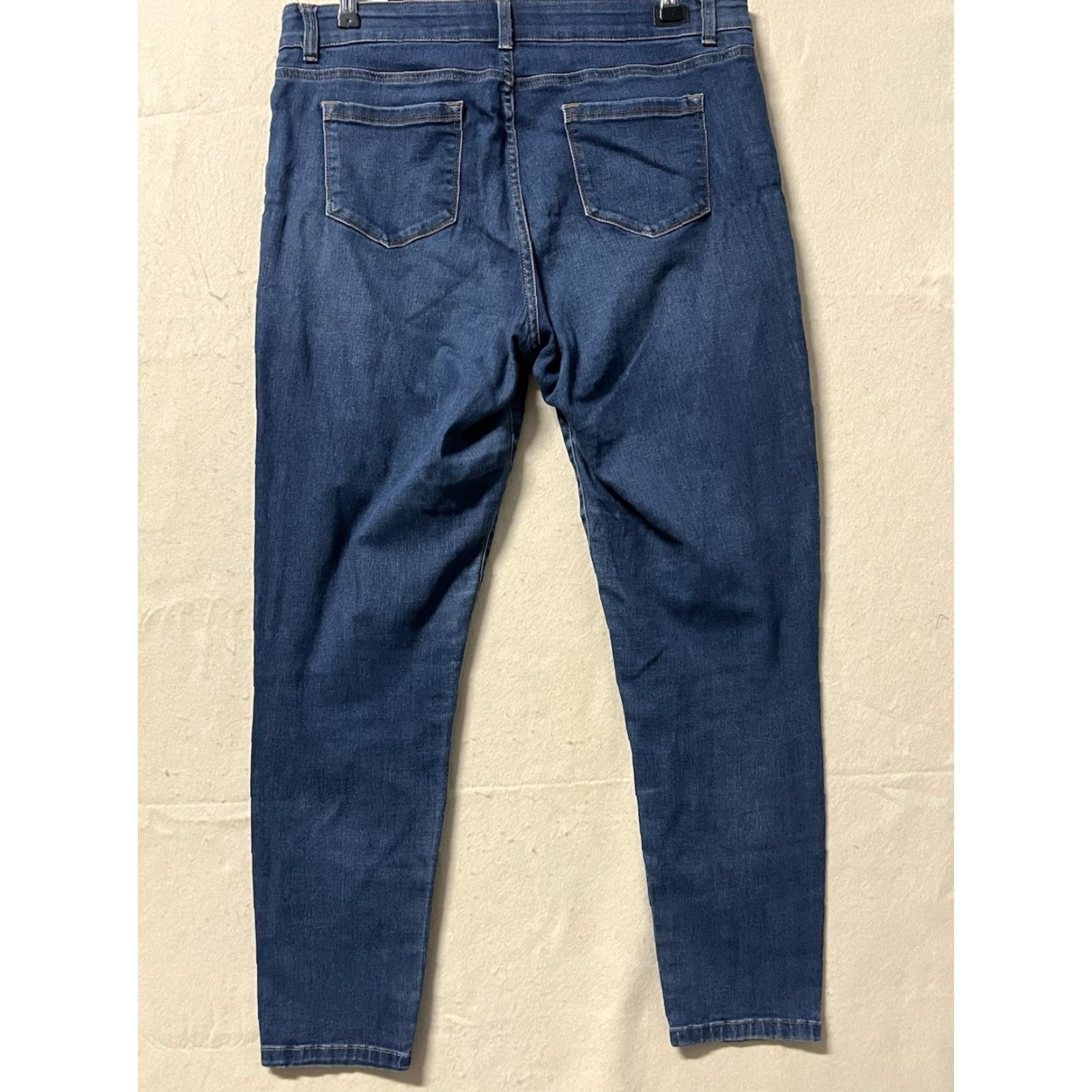 Jones New York Jones New York Women's Jeans Denim Straight Leg Day Jeans Size 12 Blue See Pics Size 34" / US 12 / IT 48 - 2 Thumbnail