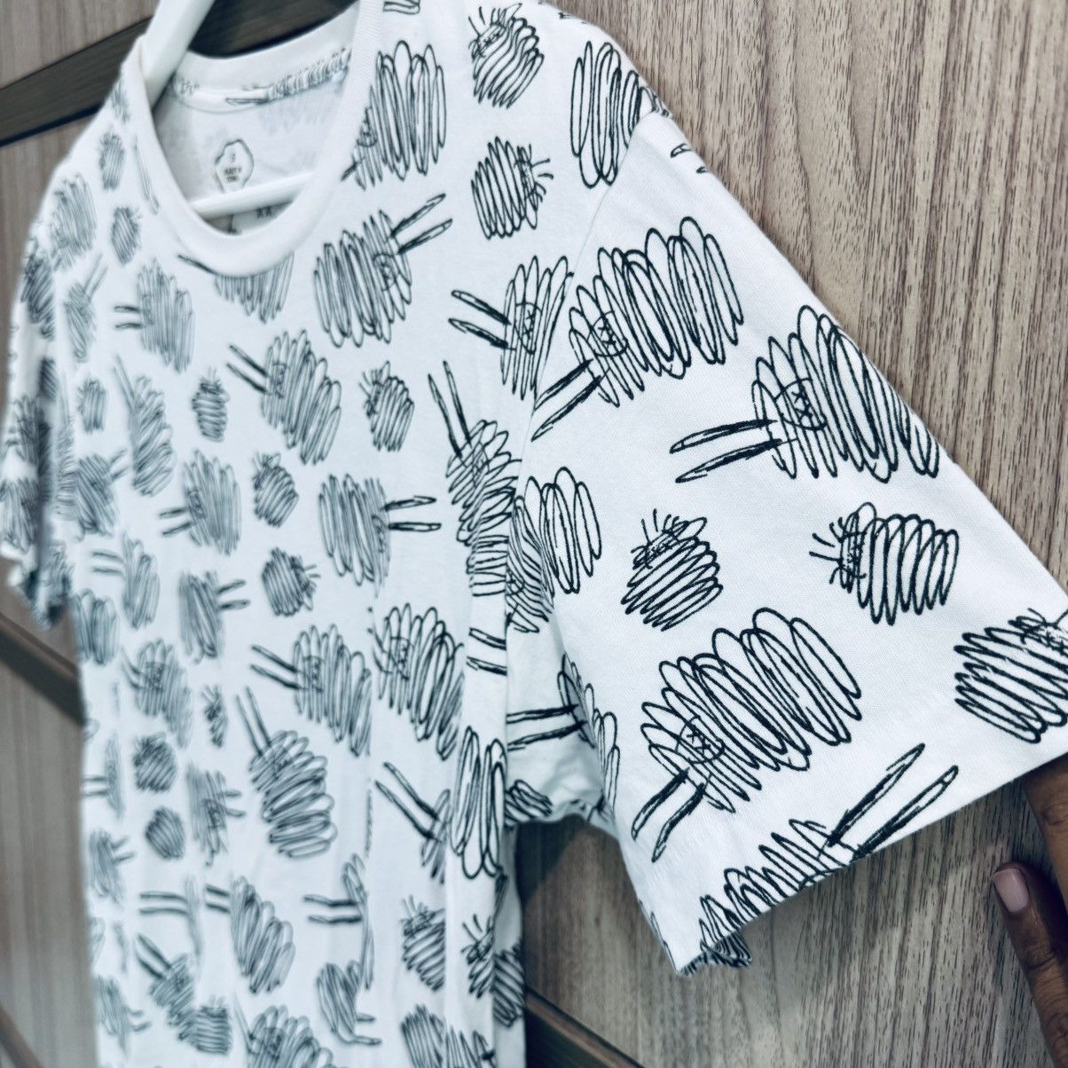 Kaws × Peanuts × Uniqlo Full Print Kaws X Peanuts X Uniqlo Colab Tee Size US S / EU 44-46 / 1 - 3 Thumbnail