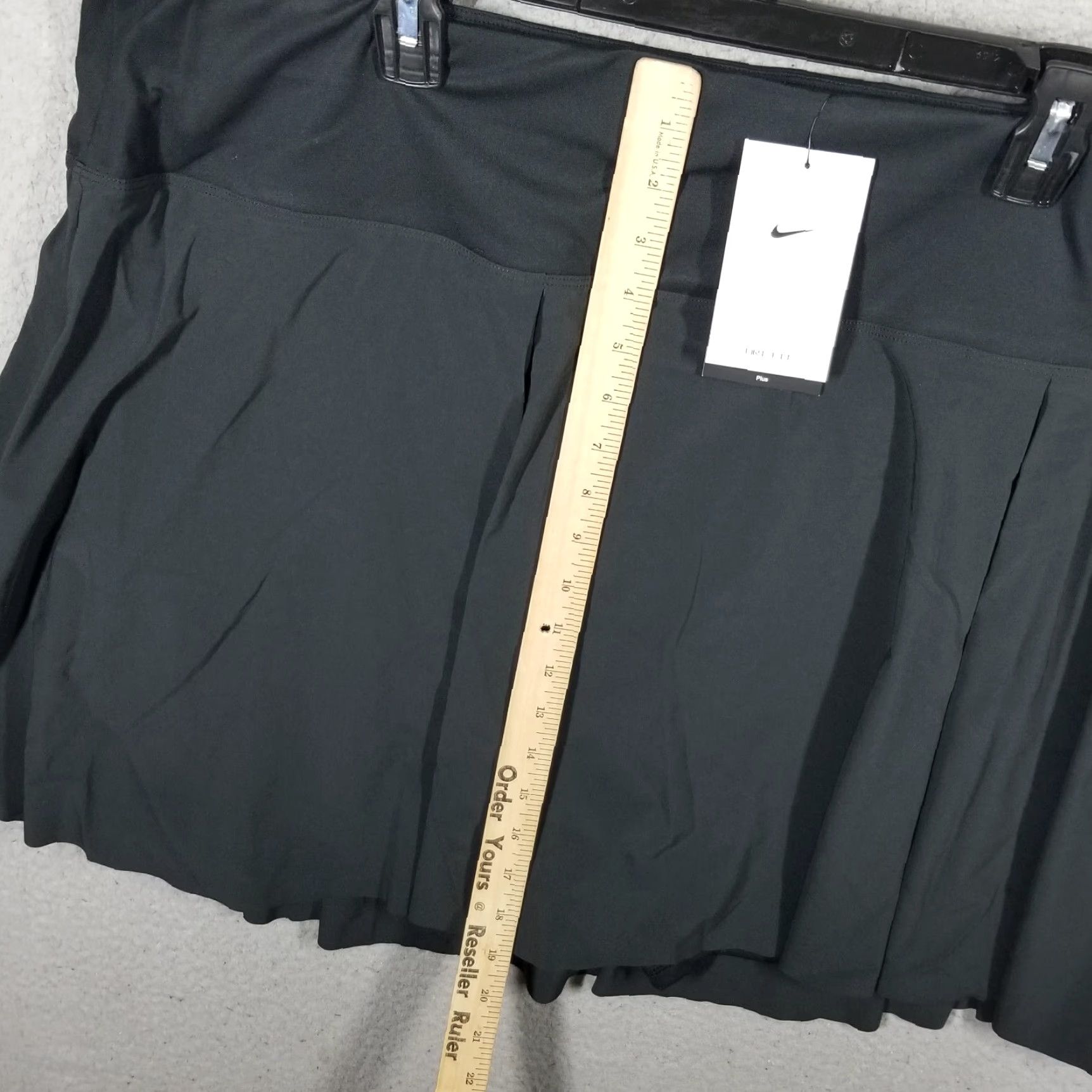 Nike Nike Skort Women's 4X Black Athletic Golf Tennis Skirt Pleated Short Slowly? Size 40" / US 18 - 7 Thumbnail