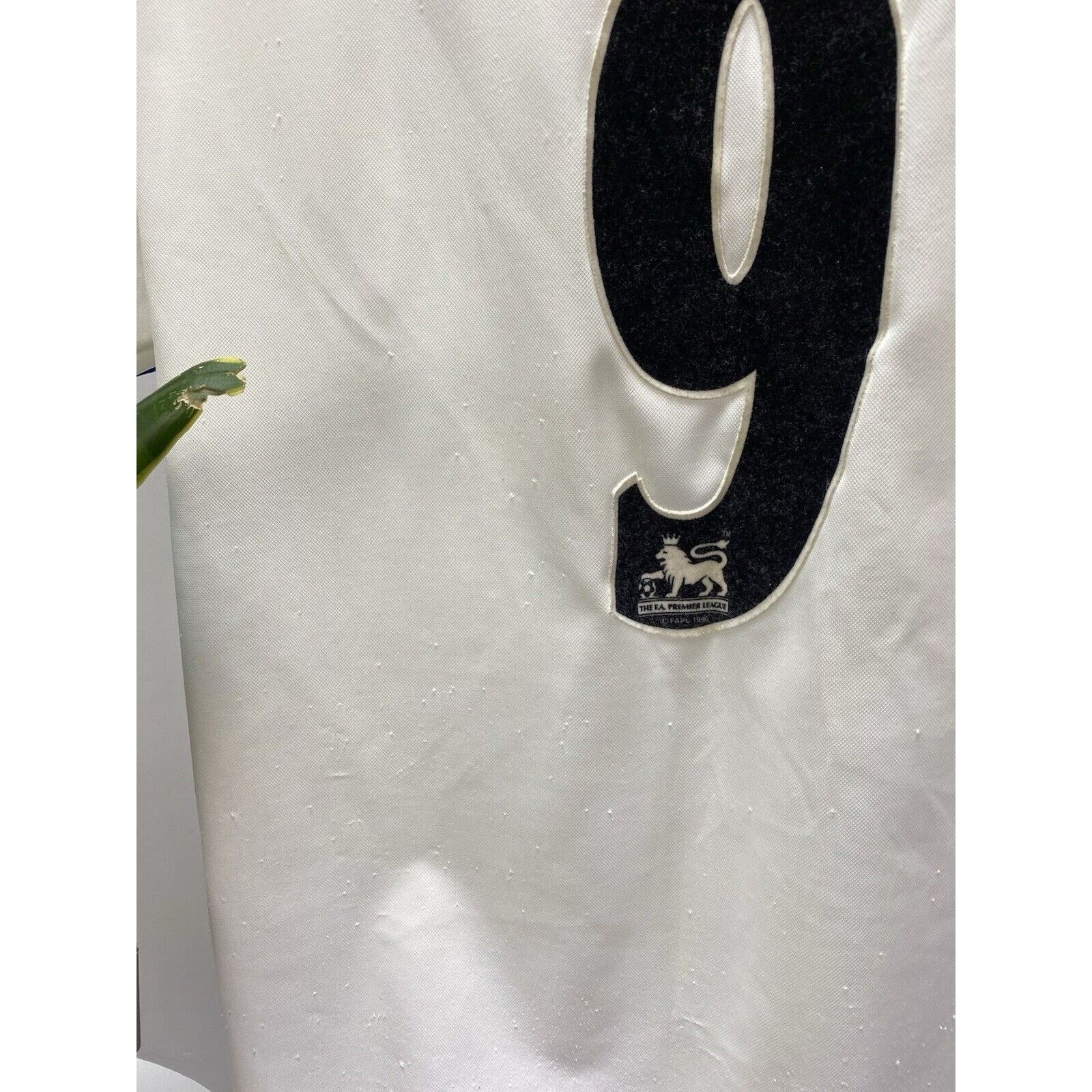 Puma × Vintage Leeds United 1998-2000 #Hasselbaink Kids Jersey Size 32/34 Size US XXS / EU 40 - 19 Thumbnail
