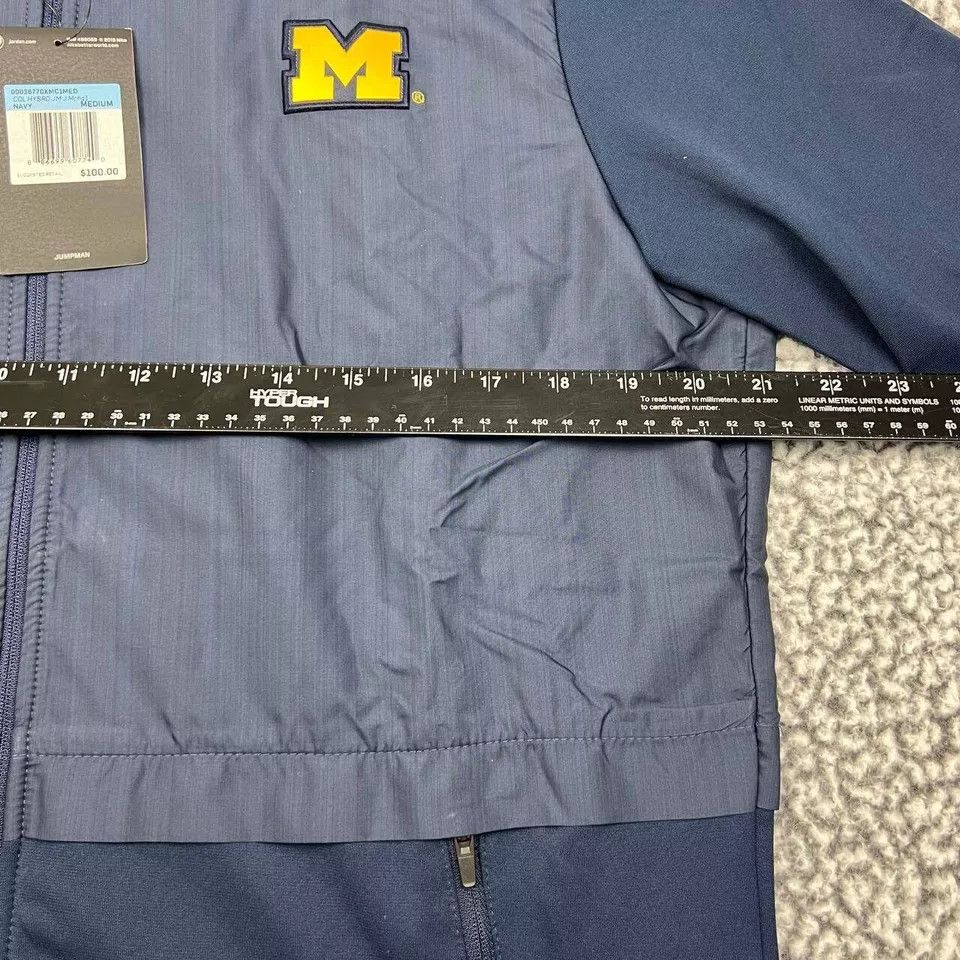 Jordan Brand Michigan Wolverines x Air Jordan Varsity Jacket M Full Zip Size US M / EU 48-50 / 2 - 4 Thumbnail