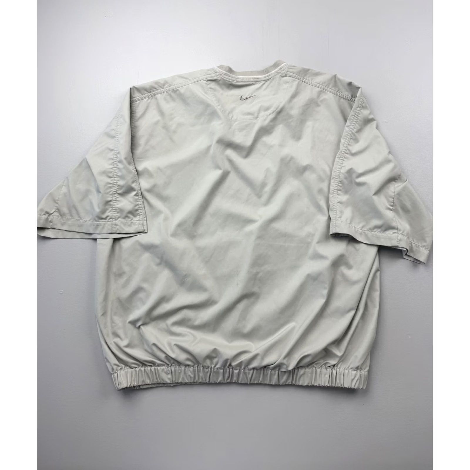 Nike Nike Golf Jacket Mens L Gray V Neck Pullover Windbreaker Short Sleeve Size US L / EU 52-54 / 3 - 2 Thumbnail