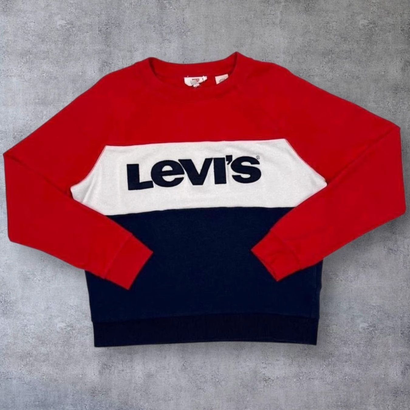Levi's Levi’s Colour Block Embroidered Big Spellout Crewneck Sweatshirt Women S Red/White/Navy Blue Size S / US 4 / IT 40 - 2 Thumbnail