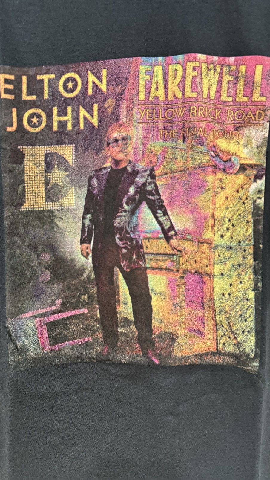 Band Tees 2018 Elton John Farewell Tour Tee Size XL Gildan Tag - Used Size US XL / EU 56 / 4 - 2 Thumbnail