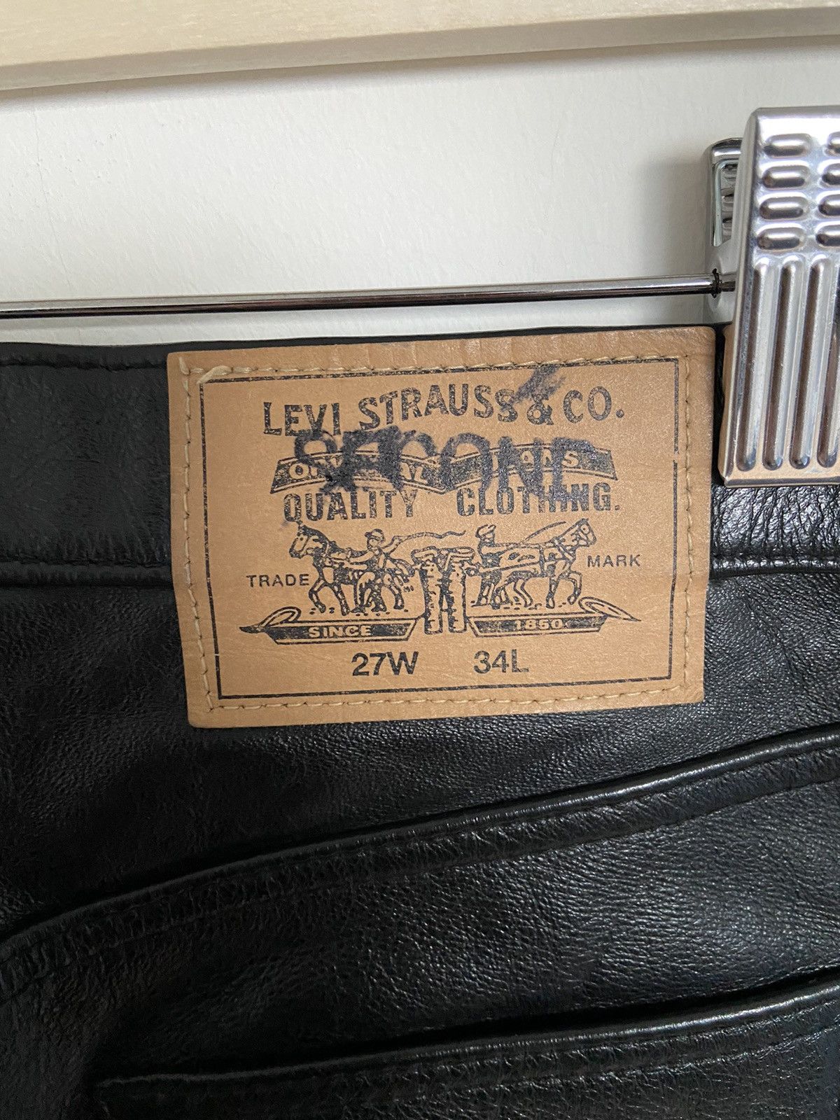 Genuine Leather × Levi's Vintage levis leather pants made in korea Size 27" / US 4 / IT 40 - 3 Thumbnail