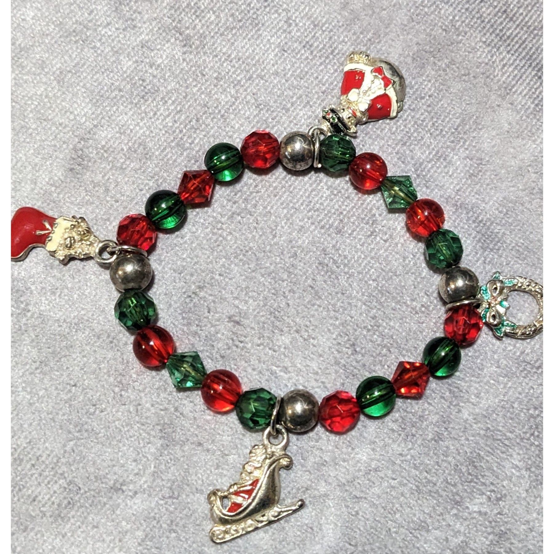 Other Christmas Holiday Charm Beaded Stretch Bracelet Size ONE SIZE - 5 Thumbnail