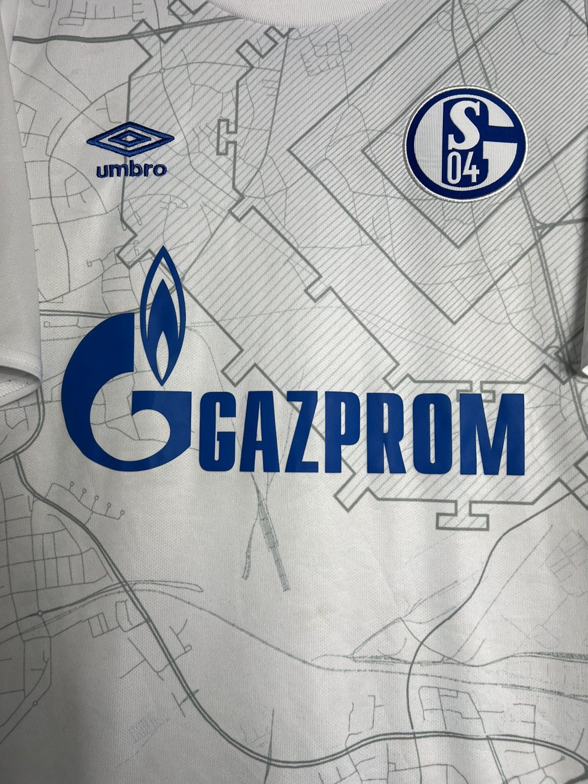 Umbro Umbro FC Schalke 04 2020/2021 Soccer Jersey Size US L / EU 52-54 / 3 - 2 Thumbnail