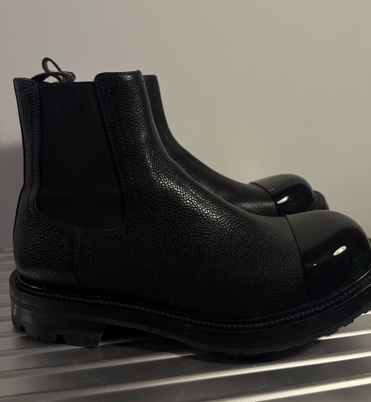 Alexander McQueen Alexander McQueen Grained Chelsea Boots Coated Leather Shell Size US 9 / EU 42 - 2 Thumbnail