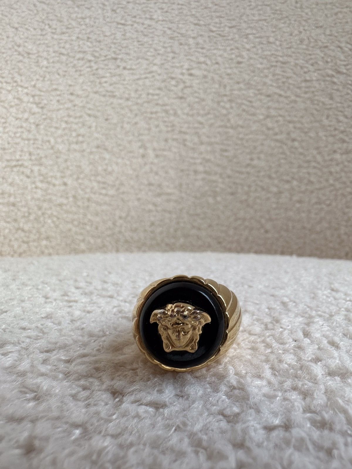 Jewelry Versace Medusa ring signet ring gold luxury Size ONE SIZE - 7 Thumbnail