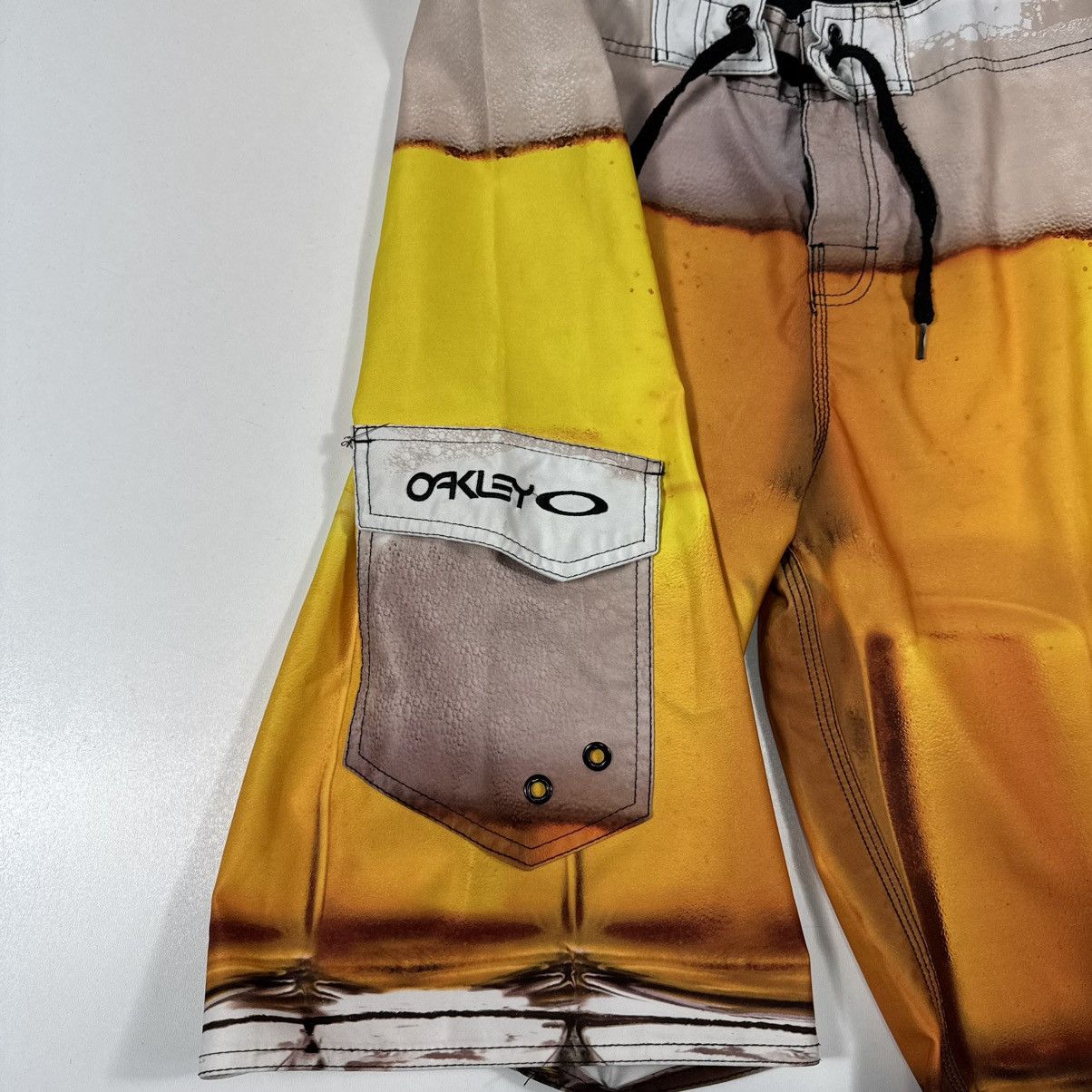 Oakley vintage 90s oakley shorts beer print humor Y2K RARE Size US 36 / EU 52 - 3 Thumbnail