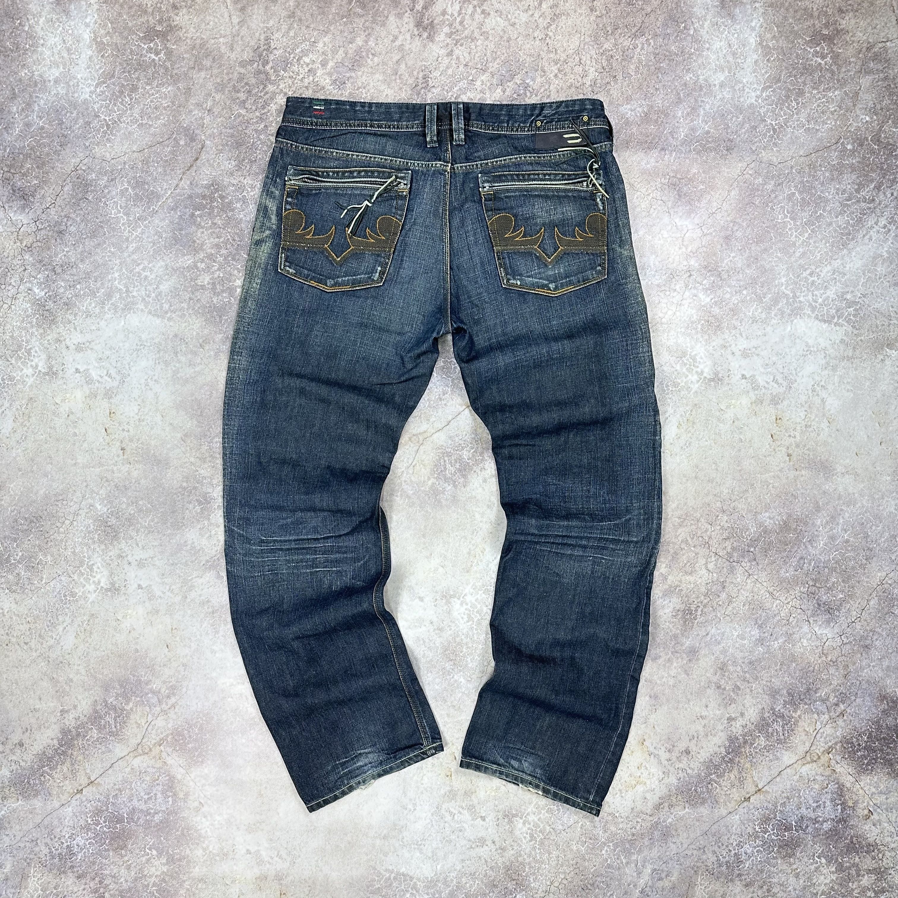 Diesel × Vintage VINTAGE Y2K DIESEL YARIK LOGO DISTRESSED JEANS 33x32 Size US 36 / EU 52 - 1 Thumbnail