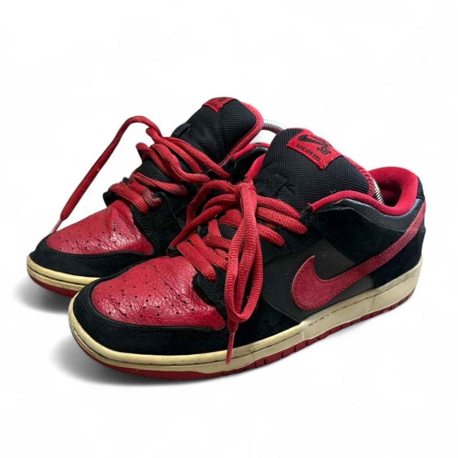 Nike Rare nike sb dunk low “bred” J - pack size 9.5 Size US 9.5 / EU 42-43 - 1 Thumbnail