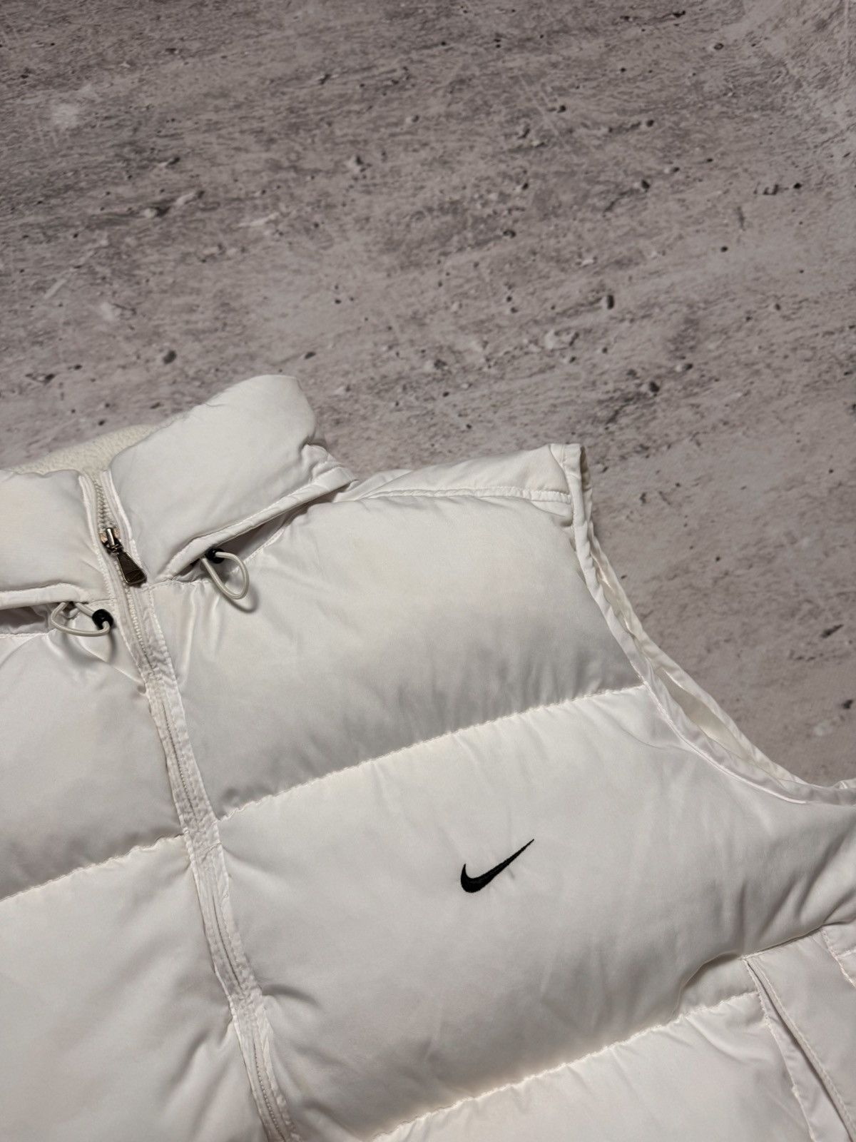 Nike × Nike ACG NIKE PUFFER DOWN BASIC LOGO WHITE OVERSIZE VEST Size US L / EU 52-54 / 3 - 4 Thumbnail