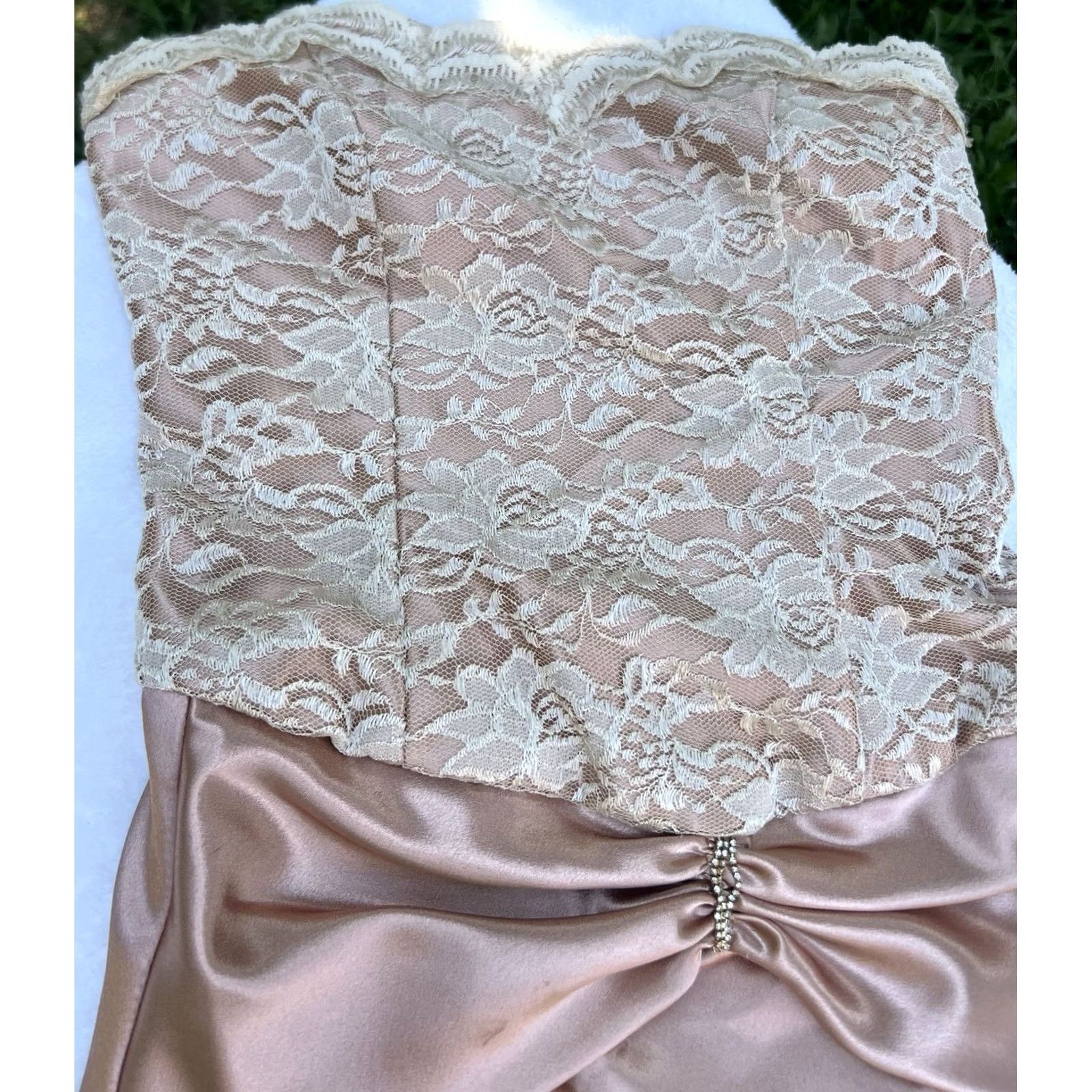 Vintage VINTAGE Dress Lace Satin Bustier Strapless Dusty Rose Pleated Beaded Rhinestone Square Neck Long A-Line Ball Gown 90s Women XS/S Ladies Size S / US 4 / IT 40 - 4 Thumbnail