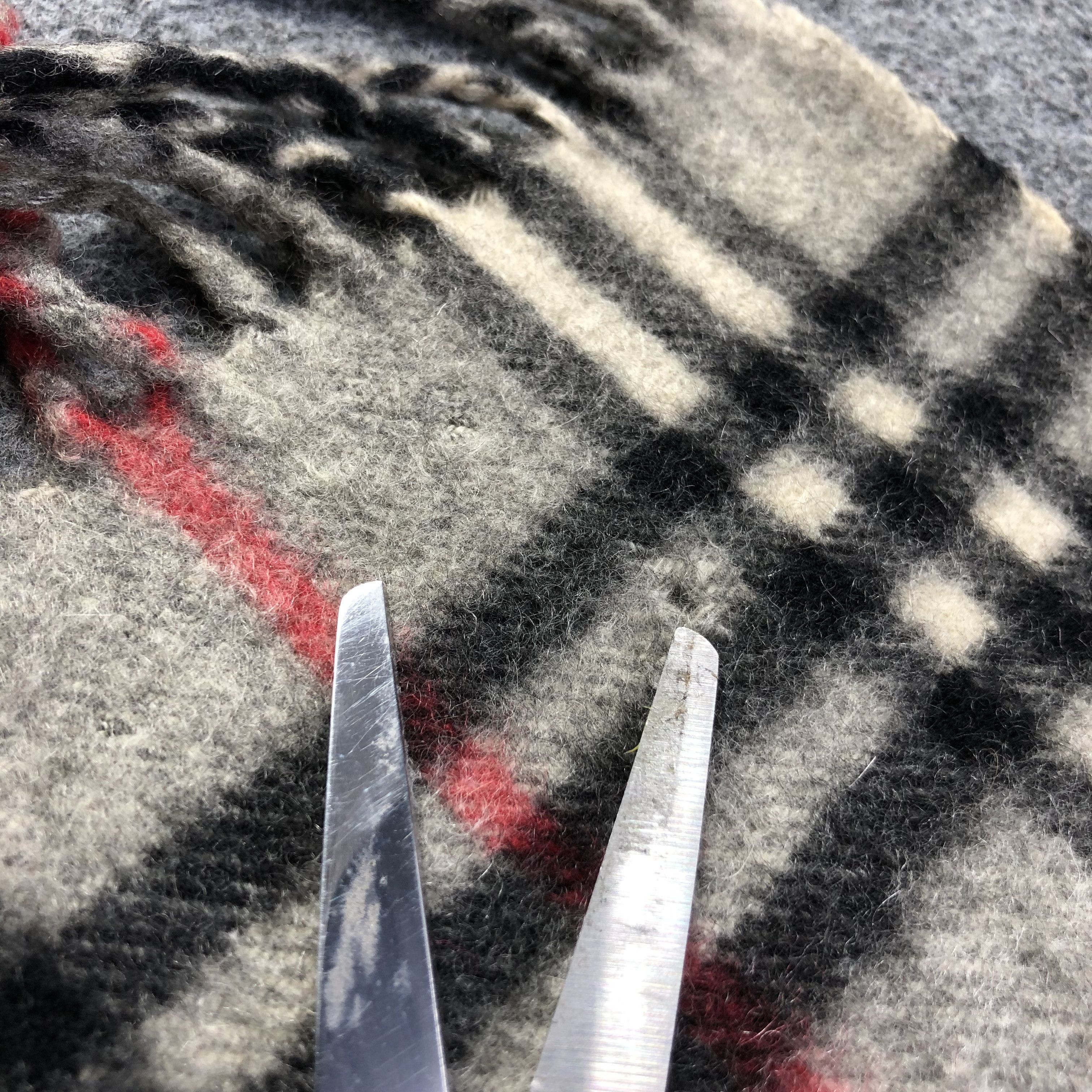 Burberry Burberrys Nova Check Grey Cashmere Scarf Muffler V1763 Size ONE SIZE - 10 Thumbnail