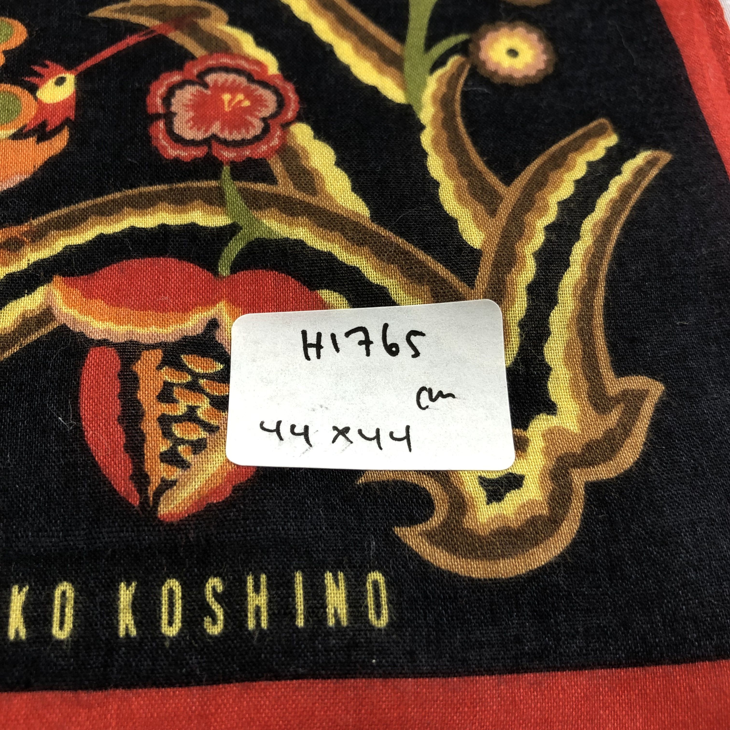 Hiroko Koshino Homme Hiroko Koshino Handkerchief Neckerchief Bandana H1765 Size ONE SIZE - 5 Thumbnail