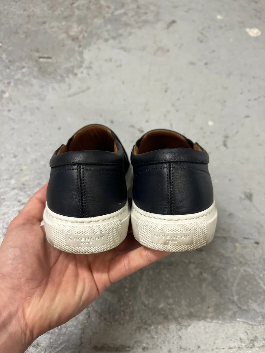 Givenchy Givenchy Rottweiler Dog Black Leather Slip On Shoes Size US 7 / EU 40 - 8 Thumbnail