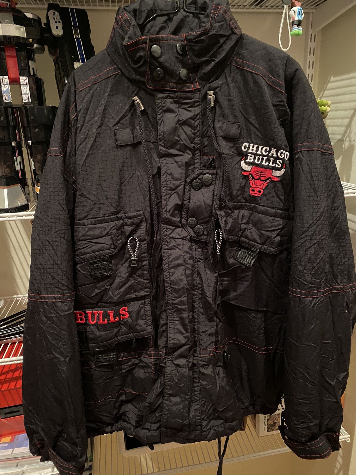 Champion Jacket champion Chicago bulls size L Size US L / EU 52-54 / 3 - 1 Thumbnail