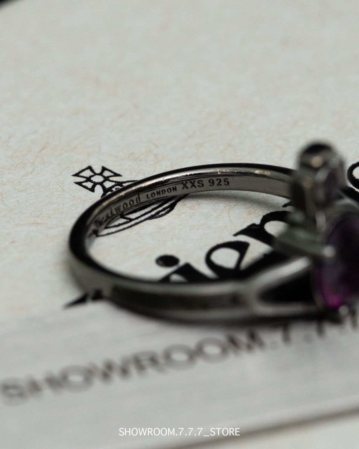 Vivienne Westwood Vivienne Westwood Reina Ring Size ONE SIZE - 6 Thumbnail