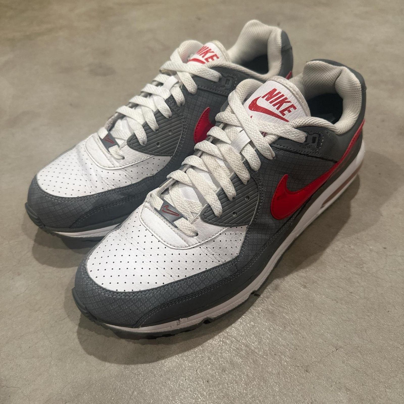 Nike Nike Air Max Wright Cool Grey Red Size 12 687974-102 Size US 12 / EU 45 - 1 Thumbnail