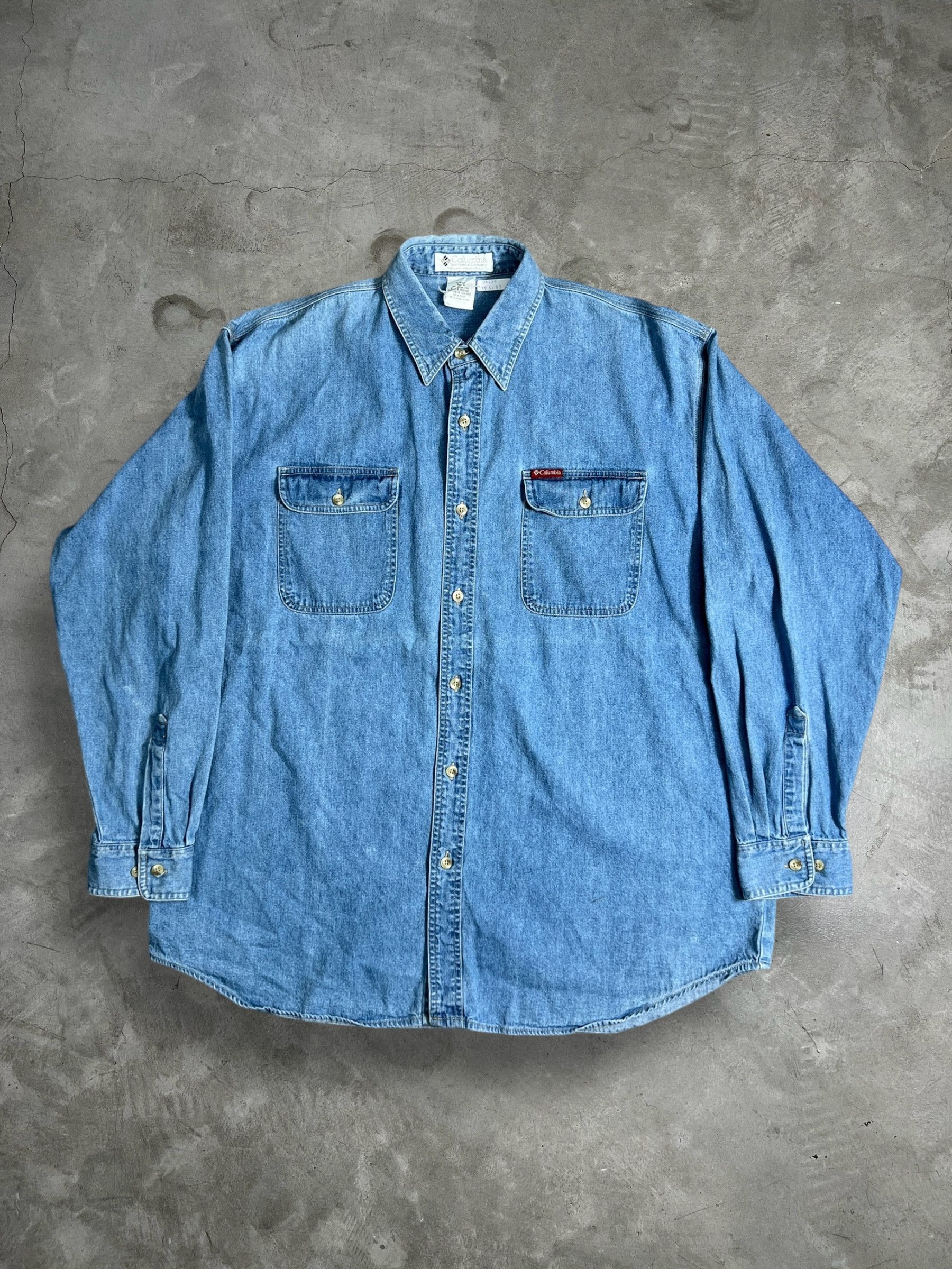 Columbia Vintage Columbia Denim Buttons Up Shirt (XL) JK630 Size US XL / EU 56 / 4 - 1 Thumbnail
