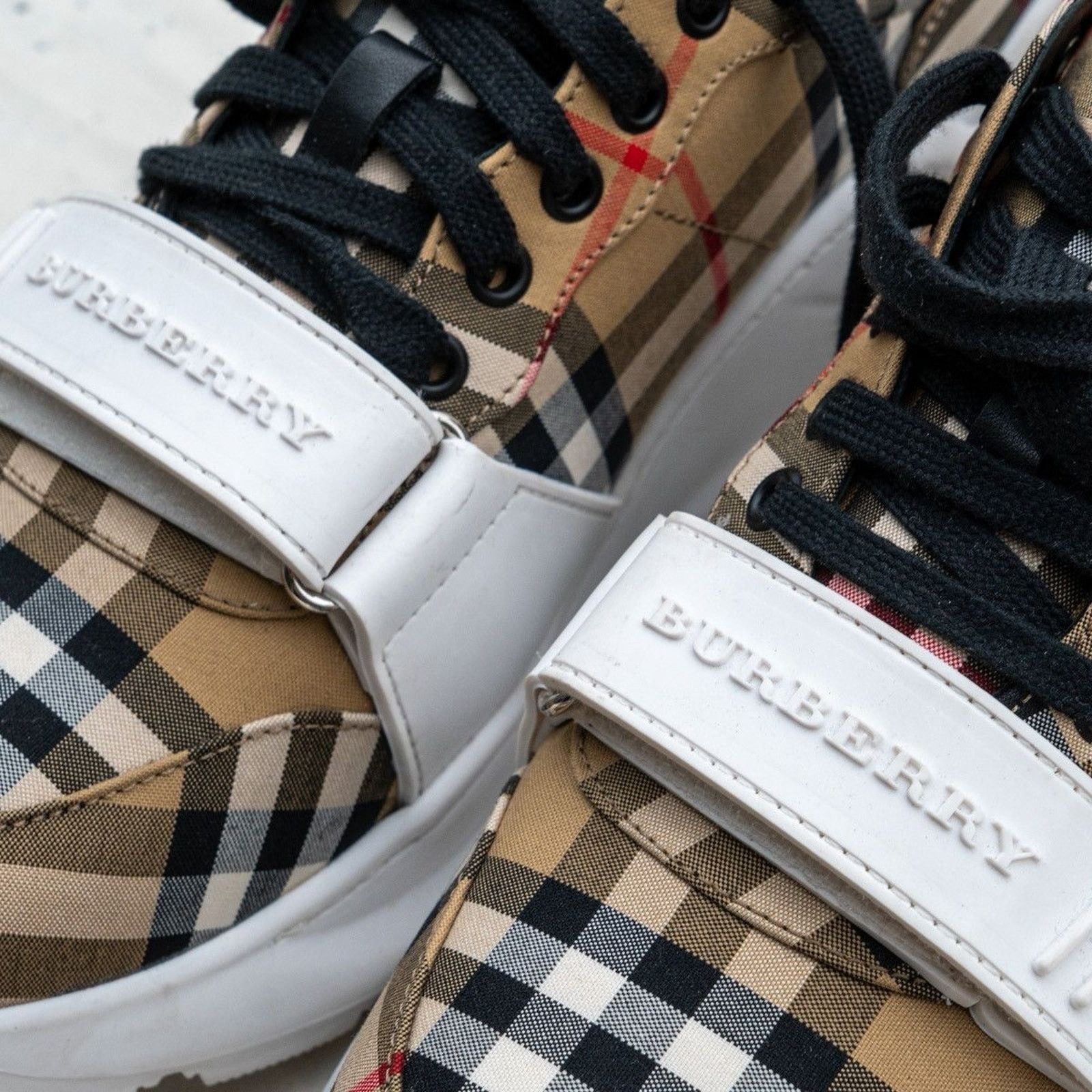 Burberry Burberry men’s check monogram vintage logo sneakers Size US 9.5 / EU 42-43 - 7 Thumbnail