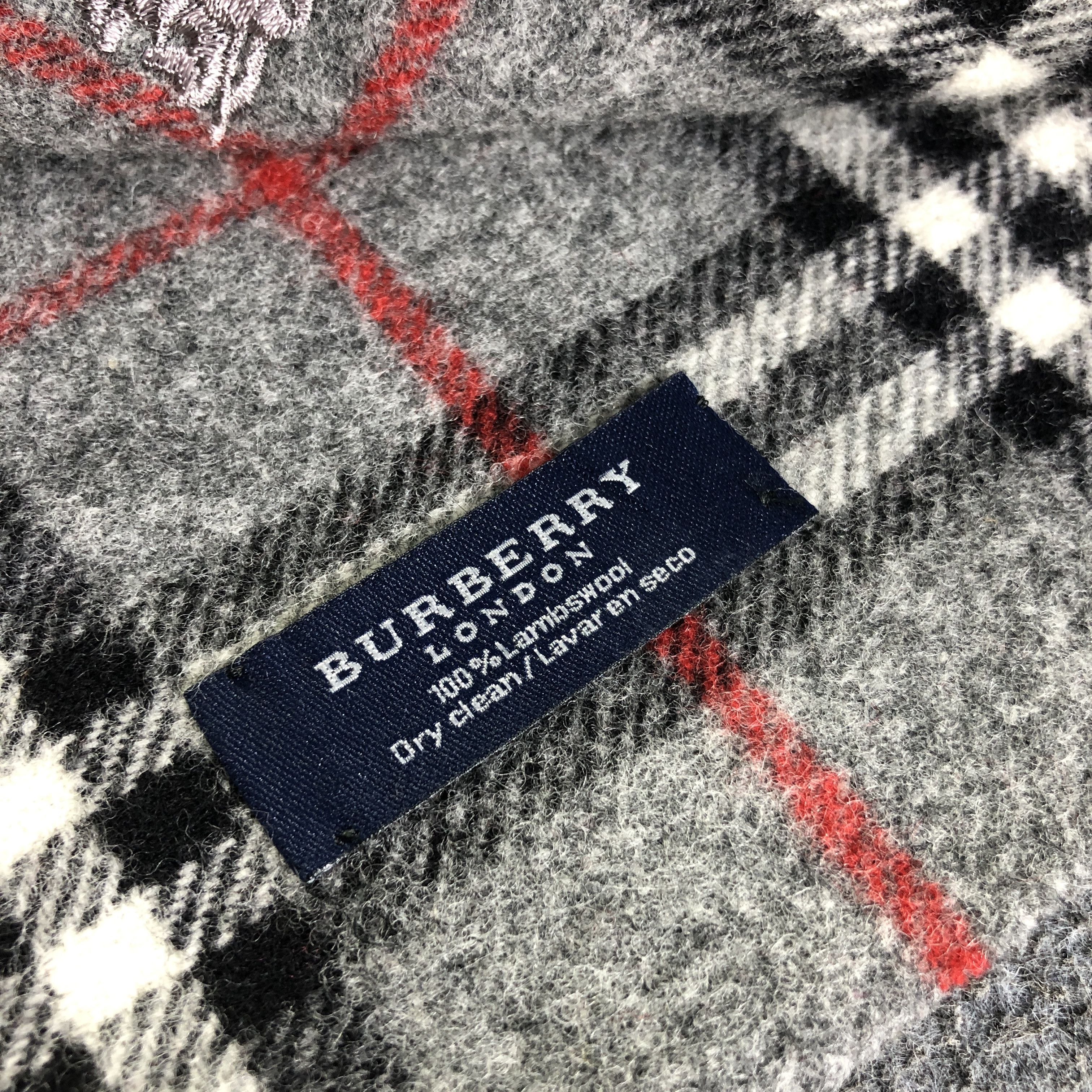 Burberry Burberry Nova Check Wool Scarf Muffler V2632 Size ONE SIZE - 5 Thumbnail