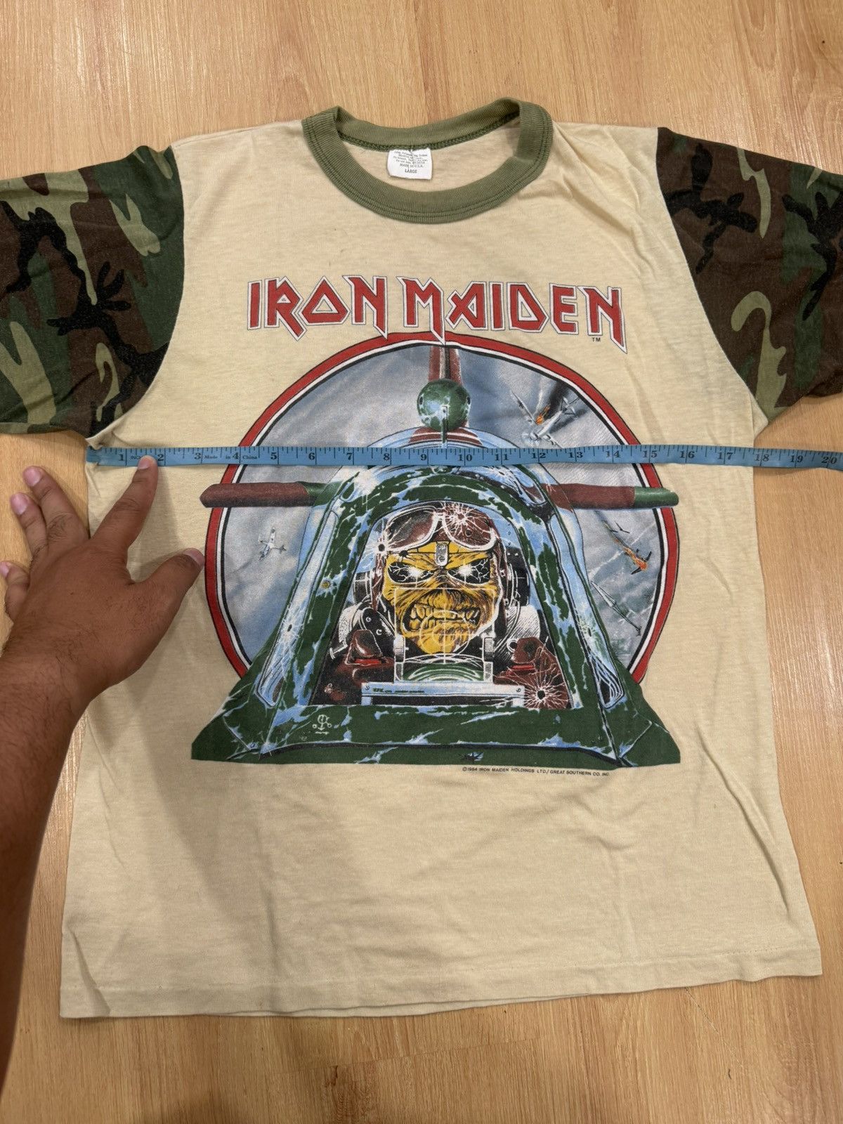 Iron Maiden Vintage 1984 Iron Maiden Tshirt Band Tee Size US S / EU 44-46 / 1 - 15 Thumbnail