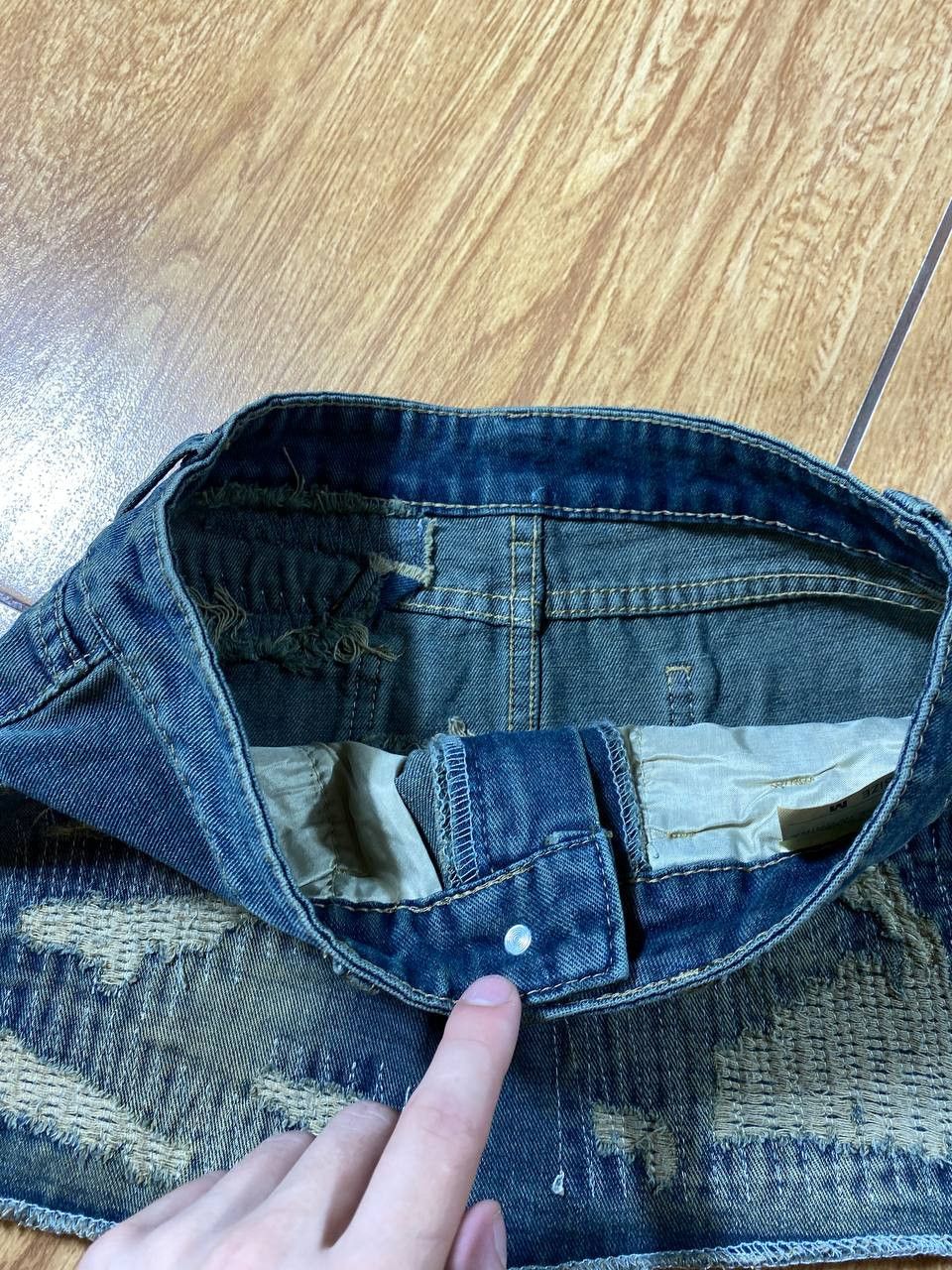 Japanese Brand × Vintage Y2K Vintage Topshop Distressed Denim Mini Skirt Size 34" / US 12 / IT 48 - 6 Thumbnail