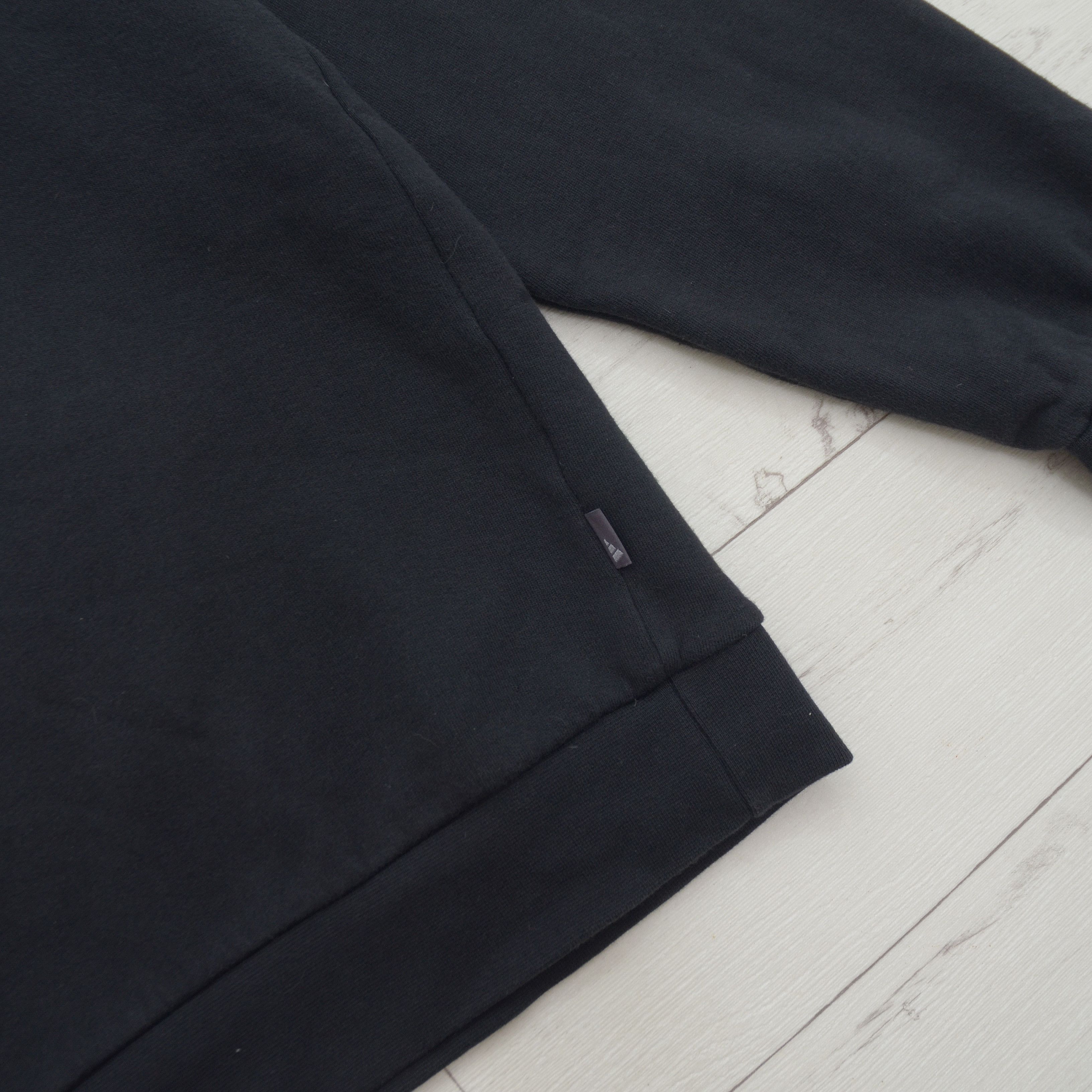 Adidas × Vintage Vintage Adidas Sweatshirt Embroidered Logo Black size XL Size US XL / EU 56 / 4 - 4 Thumbnail