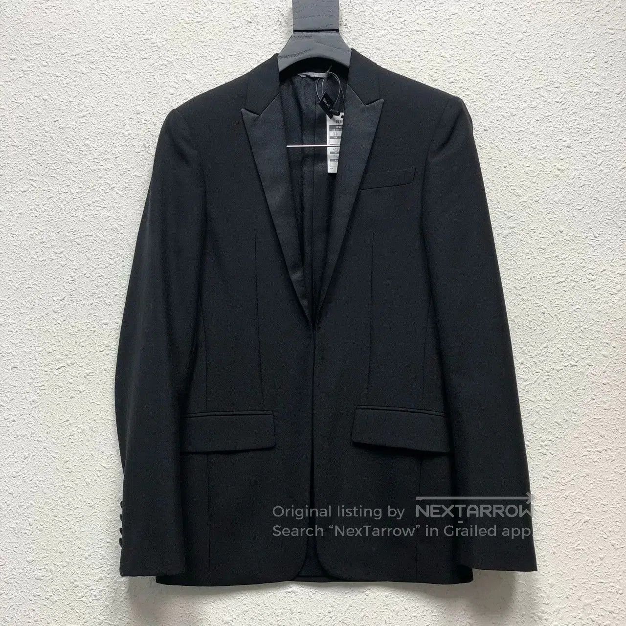 Dior black haute couture suit jacket by Dior. Size US L / EU 52-54 / 3 - 1 Thumbnail